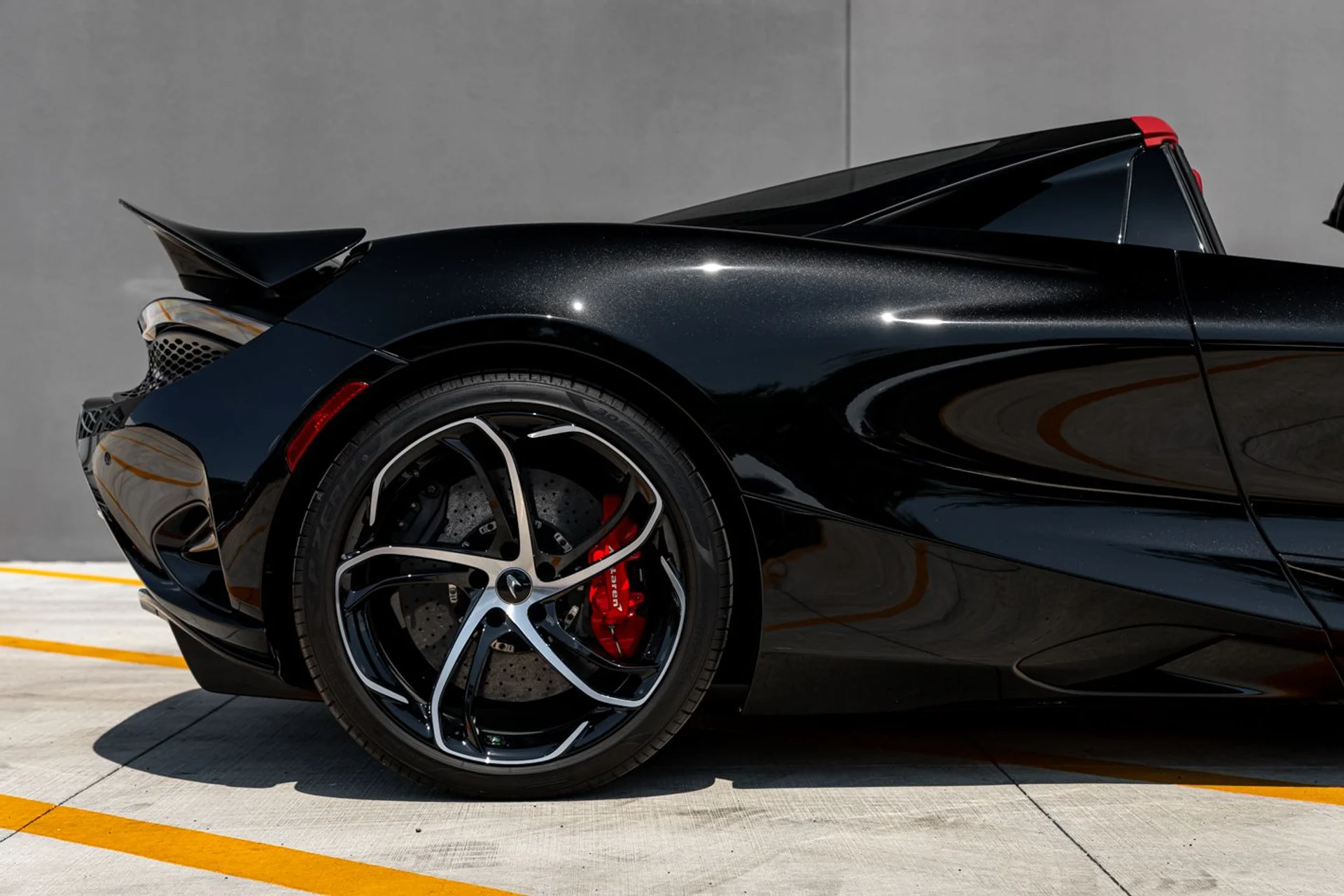 mph037_4290489968_550_p39_l_5d73f376dc