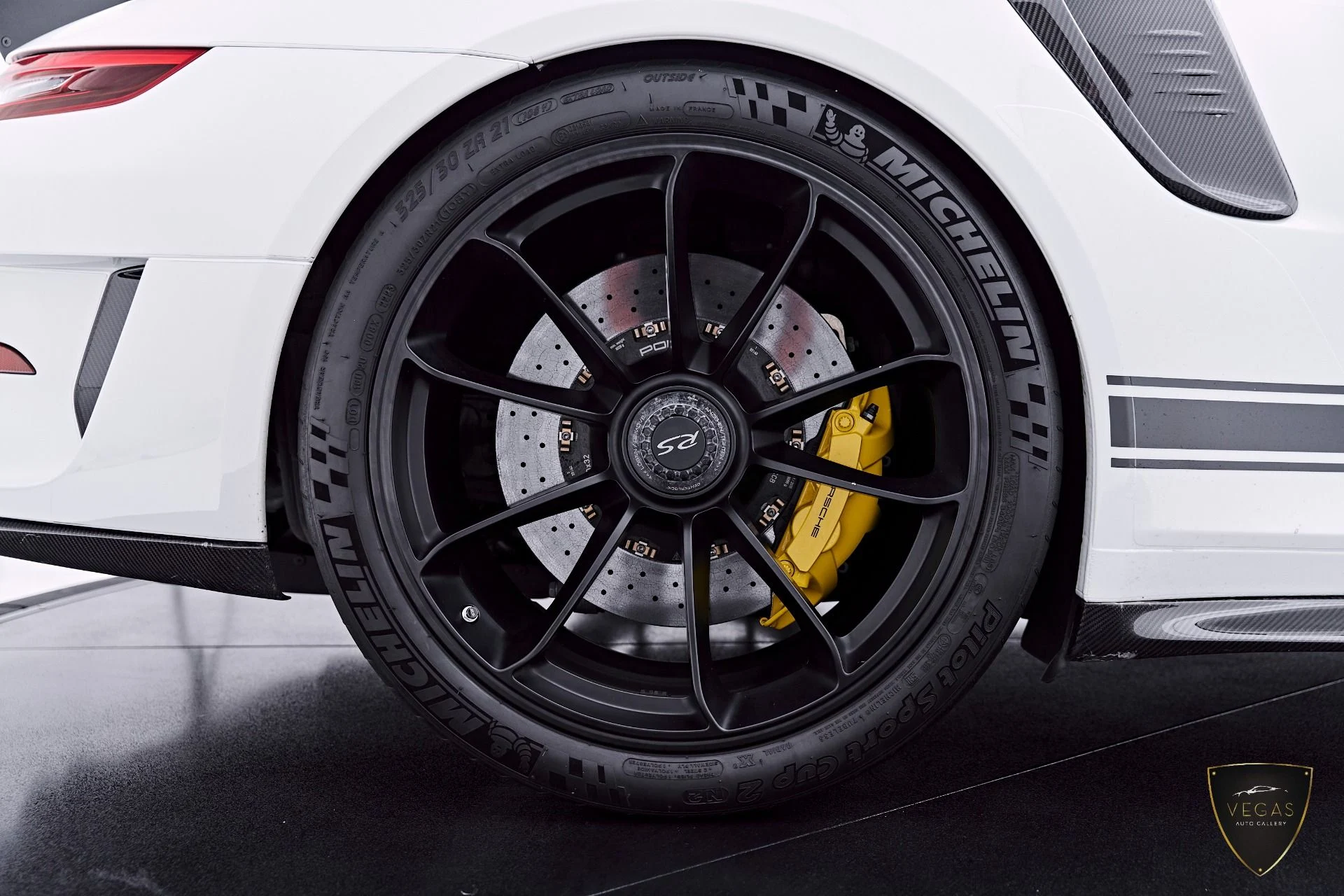 mph037_4291152997_Used_2019_Porsche_911_GT_3_RS_1783382327_edc6b723ca