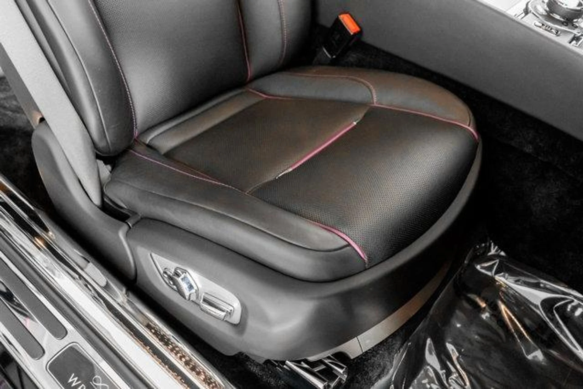 mph037_4294642053_Zxz_TF_q_YGHX_whw1j_P_Zwy_Nc_Dav_M_2b0dce738d