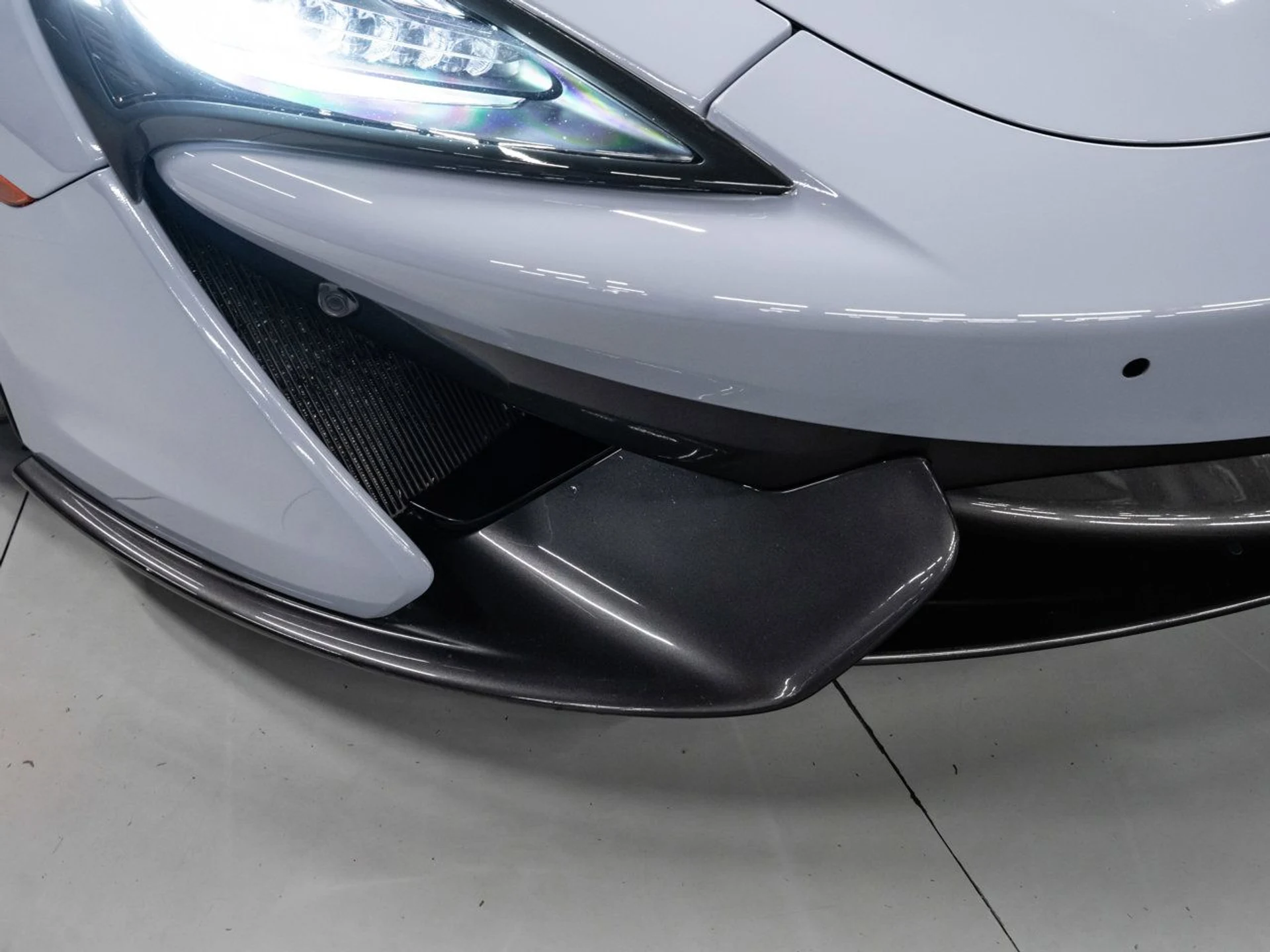 mph037_430593760_mclaren_570s_2017_ee4ab3eefe