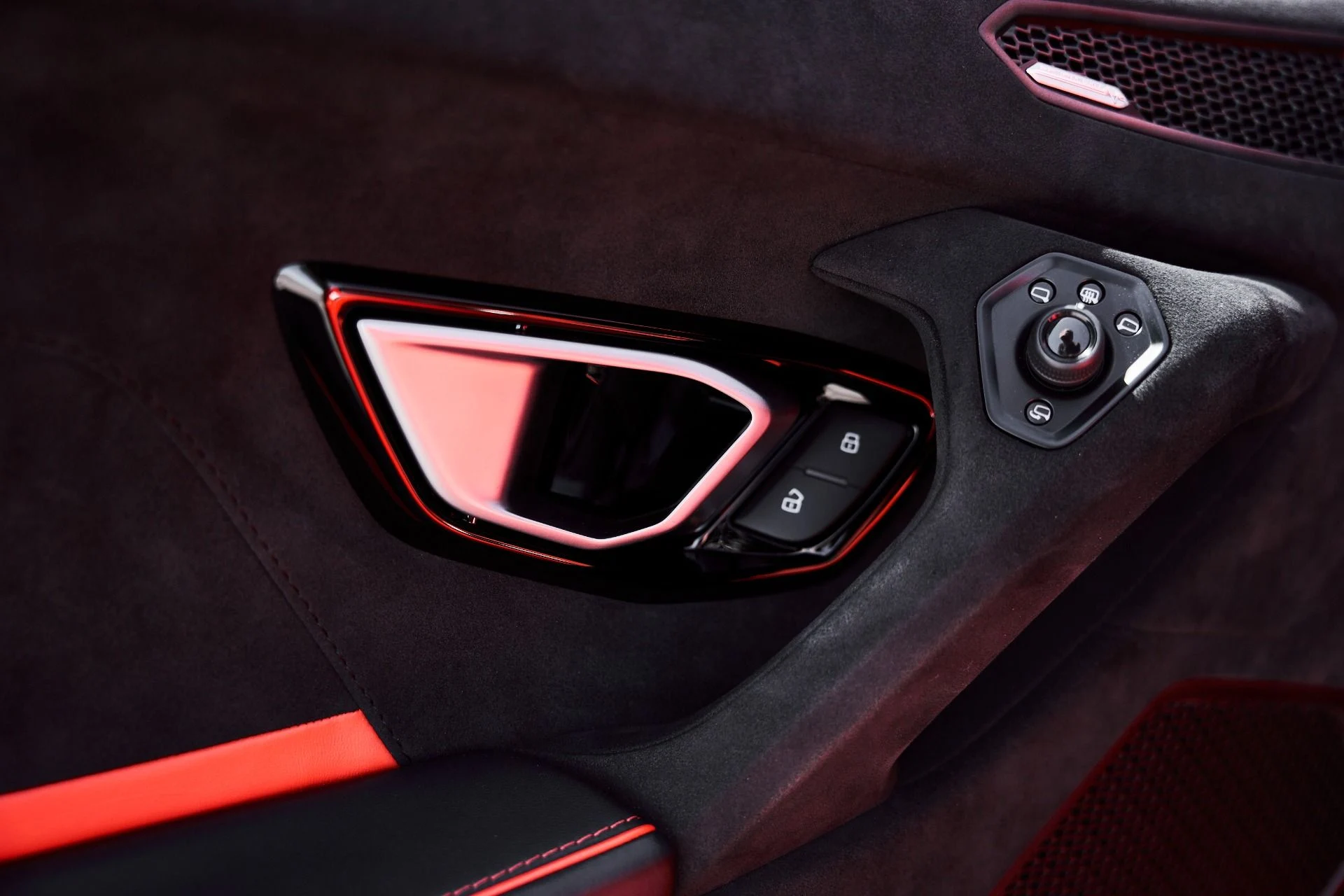 mph037_433237083_Used_2023_Lamborghini_Huracan_Tecnica_Base_1776477111_9b97567a91