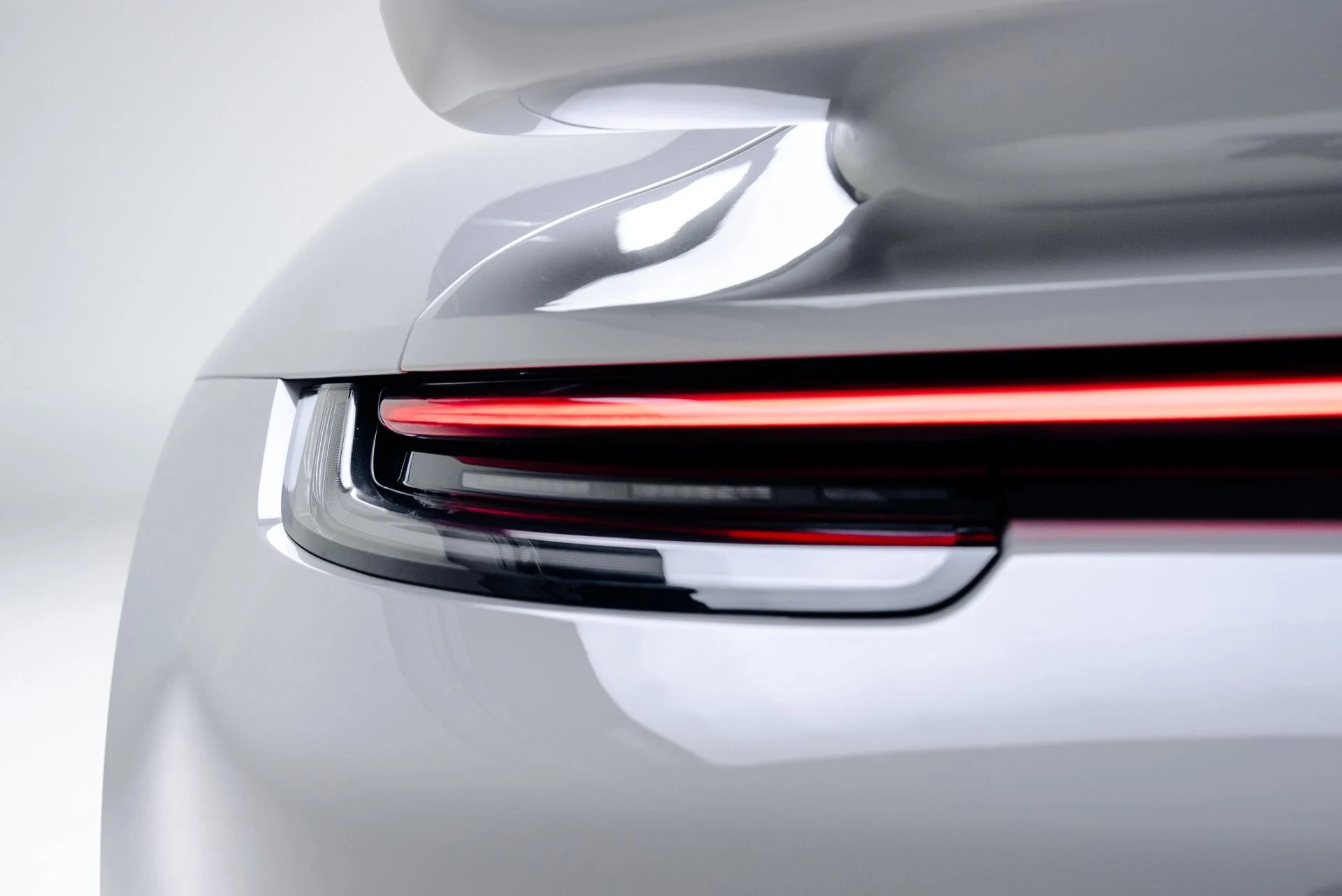 mph037_442872300_Used_2022_Porsche_911_Turbo_S_1774378410_bf50be651f