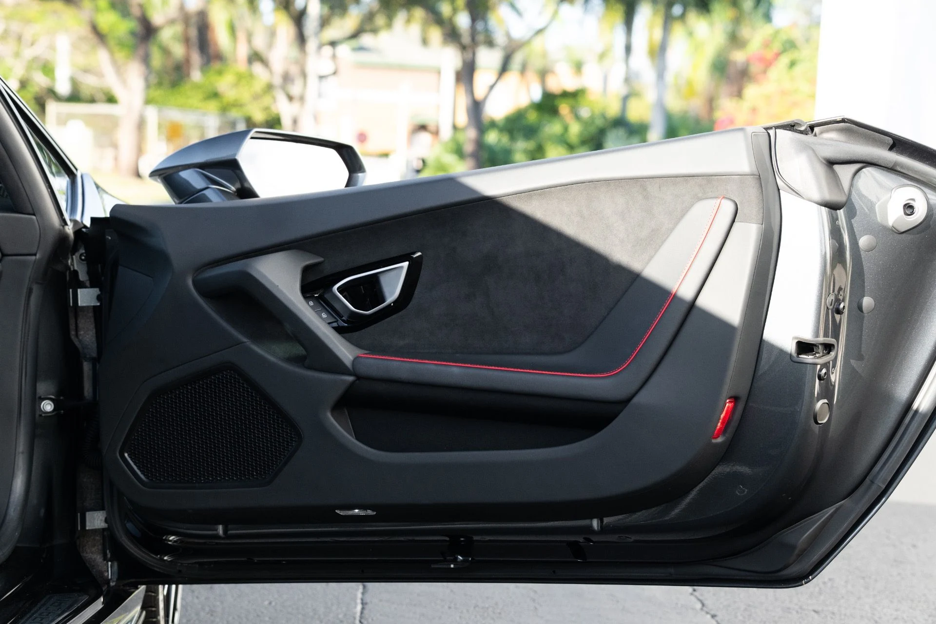 mph037_44701111_Used_2020_Lamborghini_Huracan_EVO_1769630384_1b9eaf68be