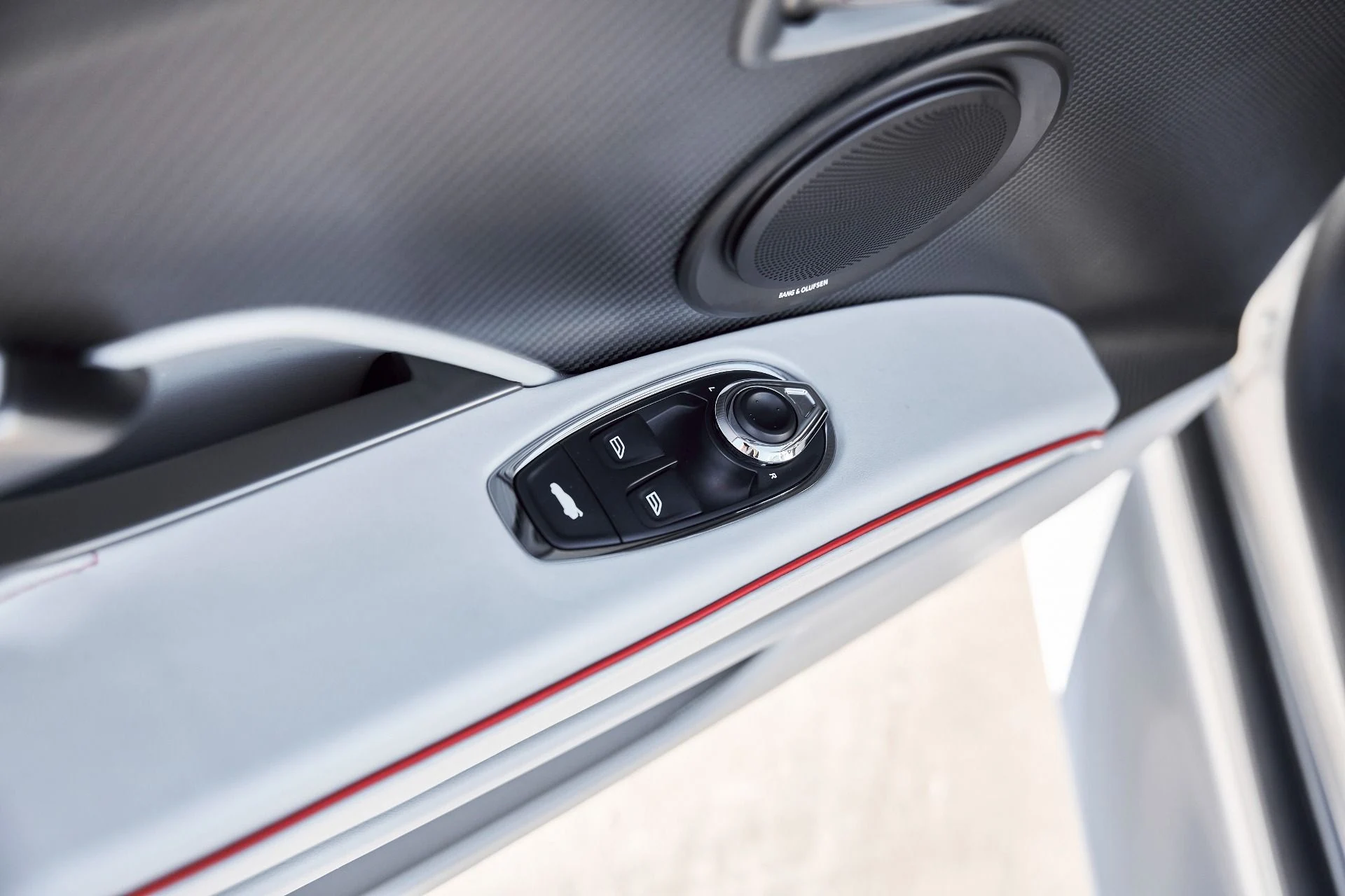 mph037_447038135_Used_2023_Aston_Martin_DBS_Volante_1768876971_d2d0b888a9