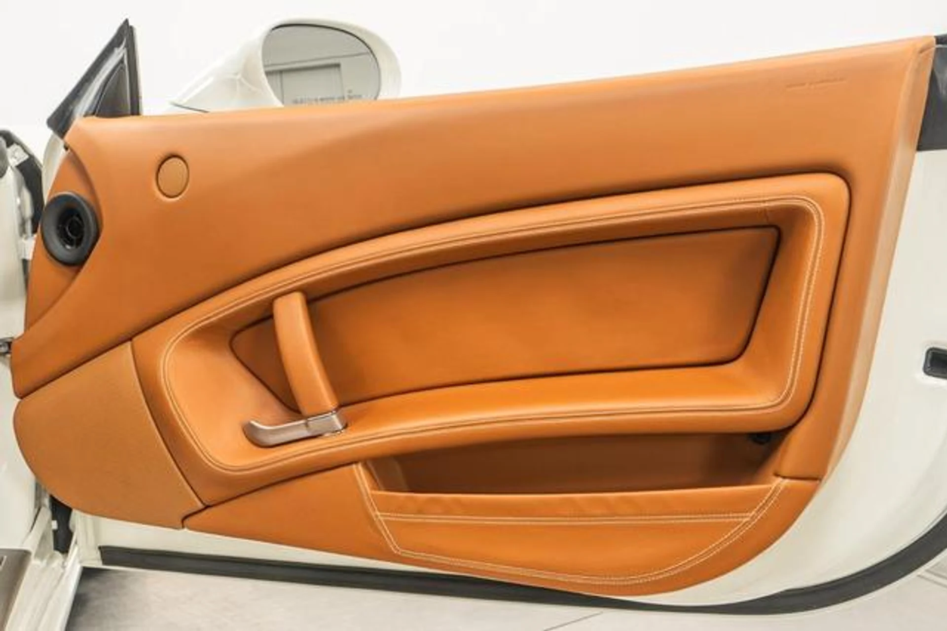 mph037_455451192_av_Y8npgr0_PW_1_W5_CO_9_XI_1e_P_Gy_I_Co_3016ecce37