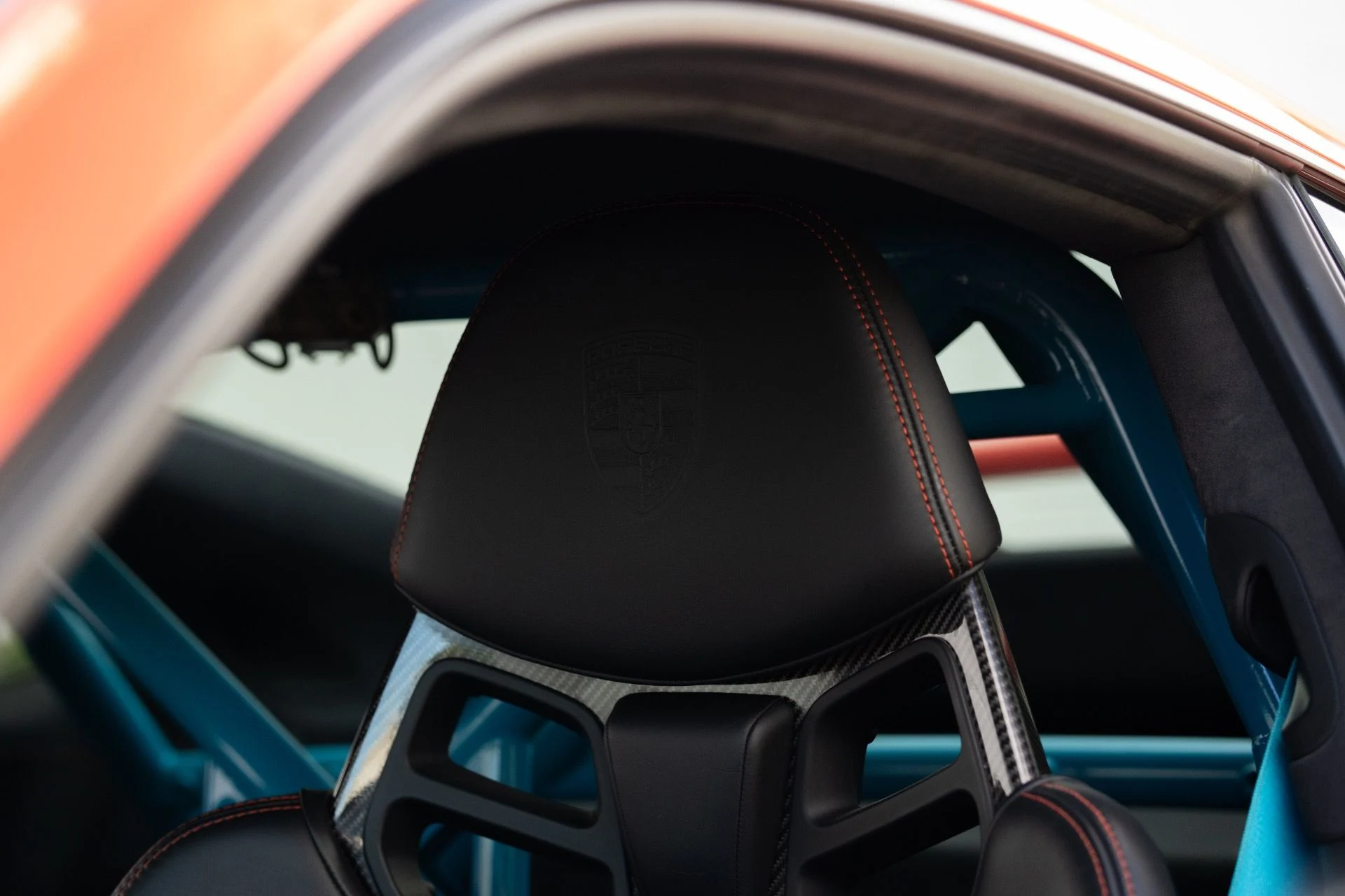 mph037_47398842_Used_2018_Porsche_911_GT_3_1758911261_9cf068c222