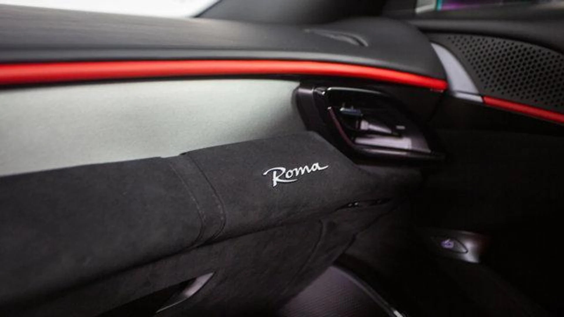 mph037_483335207_cb_Uu_DDZB_Wsl_O_h_EITO_Tj_Pbhy_G5_E_ff6dab48c4