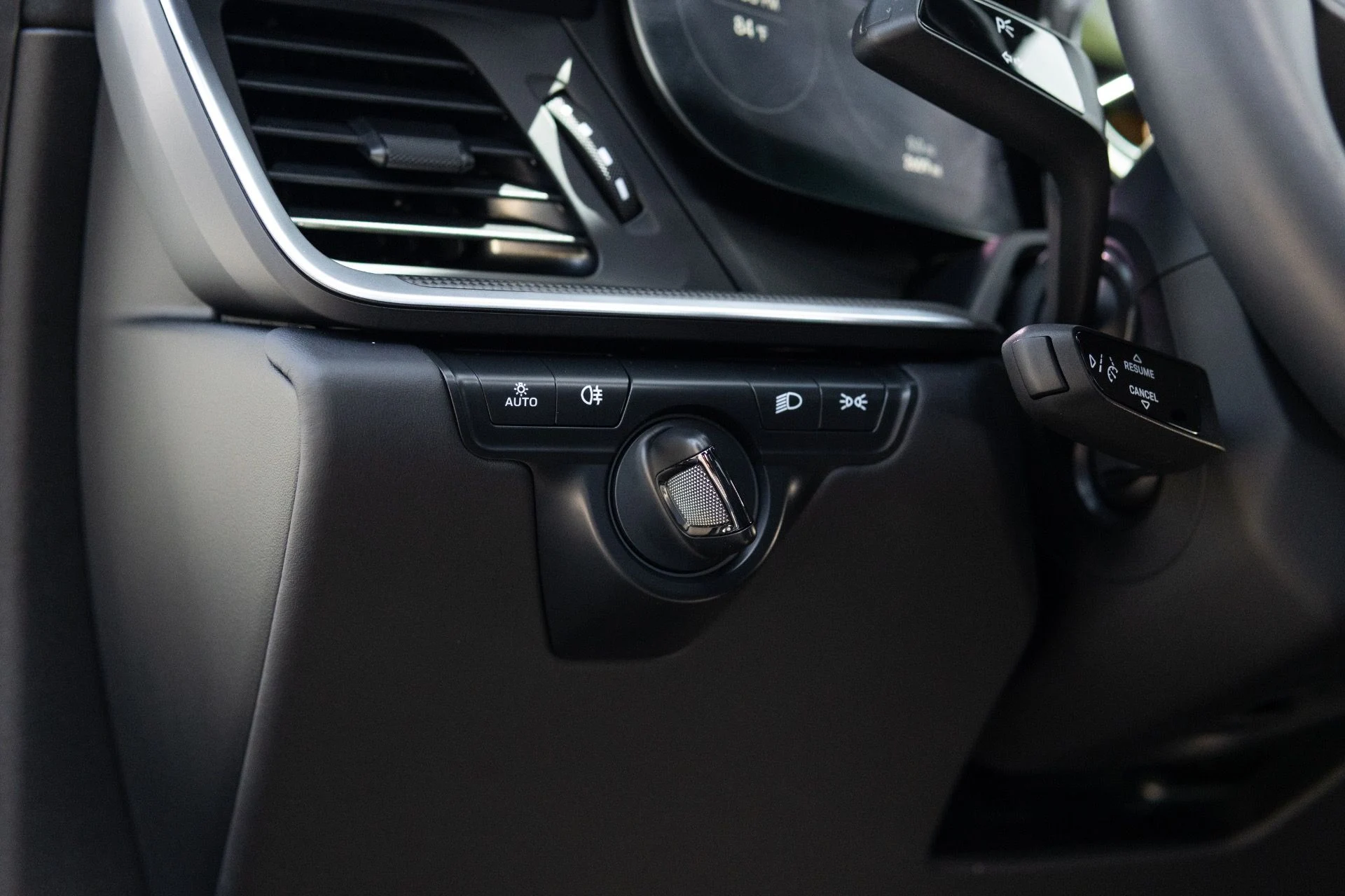 mph037_496497795_Used_2023_Porsche_911_Turbo_1773082013_5d0cd7e6cf