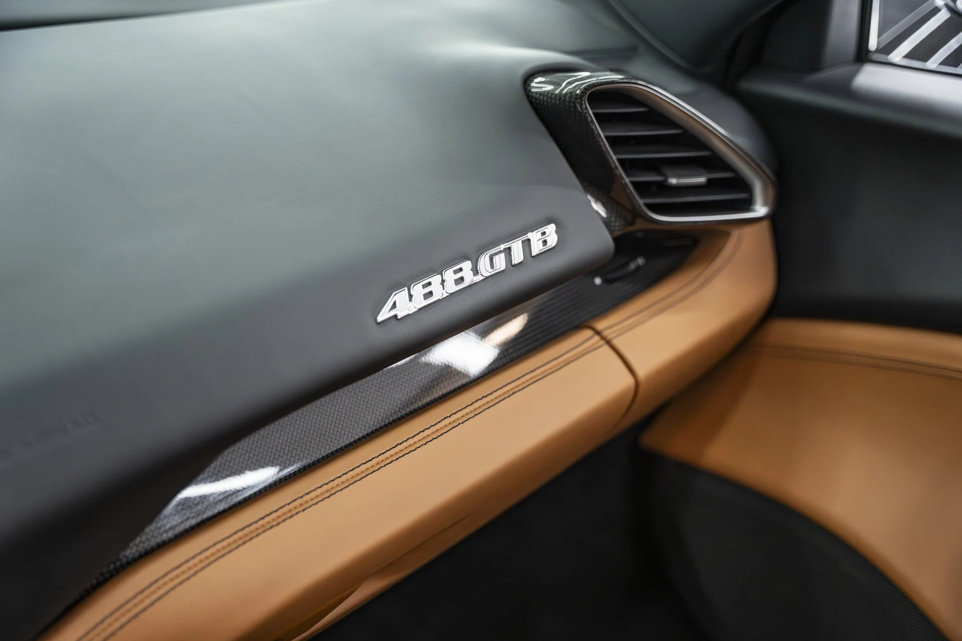 mph037_516533461_4b9eef2e376c466498d7c896df0ef7f6_e826370233