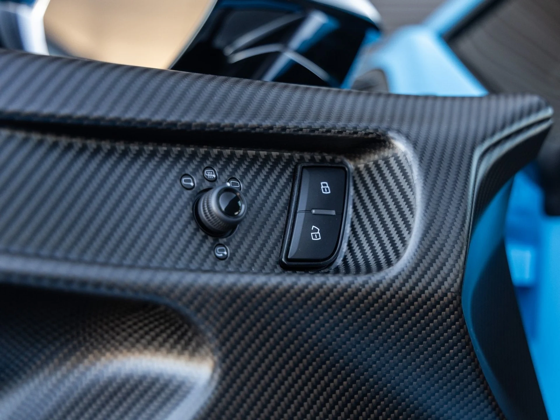 mph037_523297605_38_db817552bb