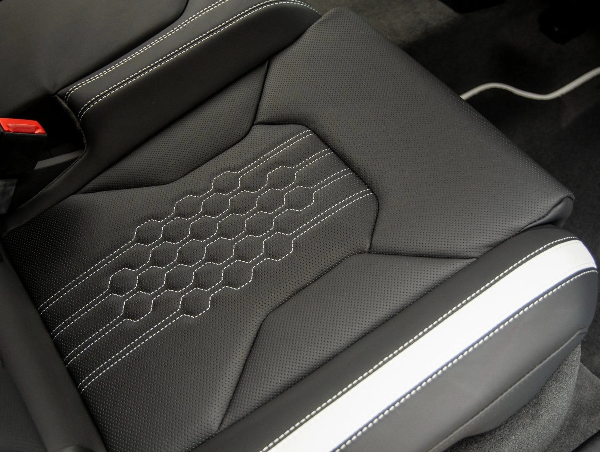 mph037_544759330_38_17cbb47b0b