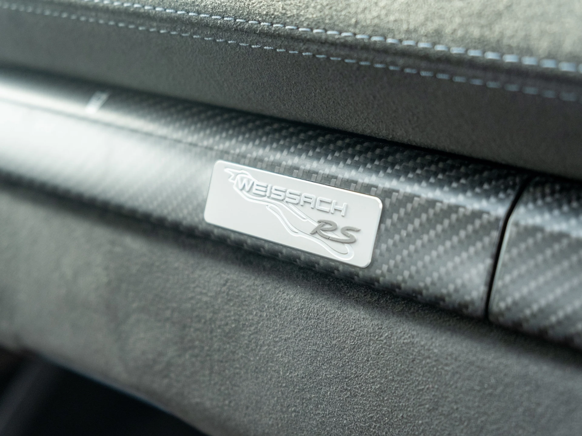 mph037_549356491_38_376f442128