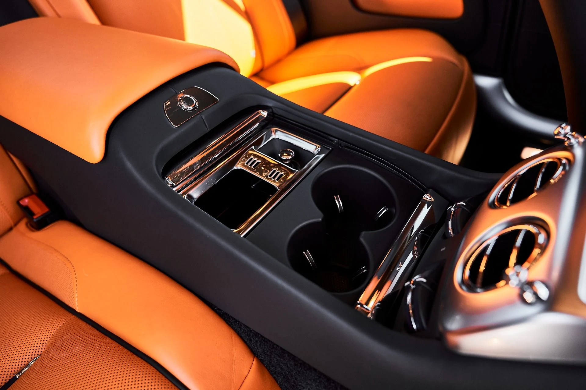 mph037_557440065_Used_2020_Rolls_Royce_Wraith_Base_1776302618_3183148a2d