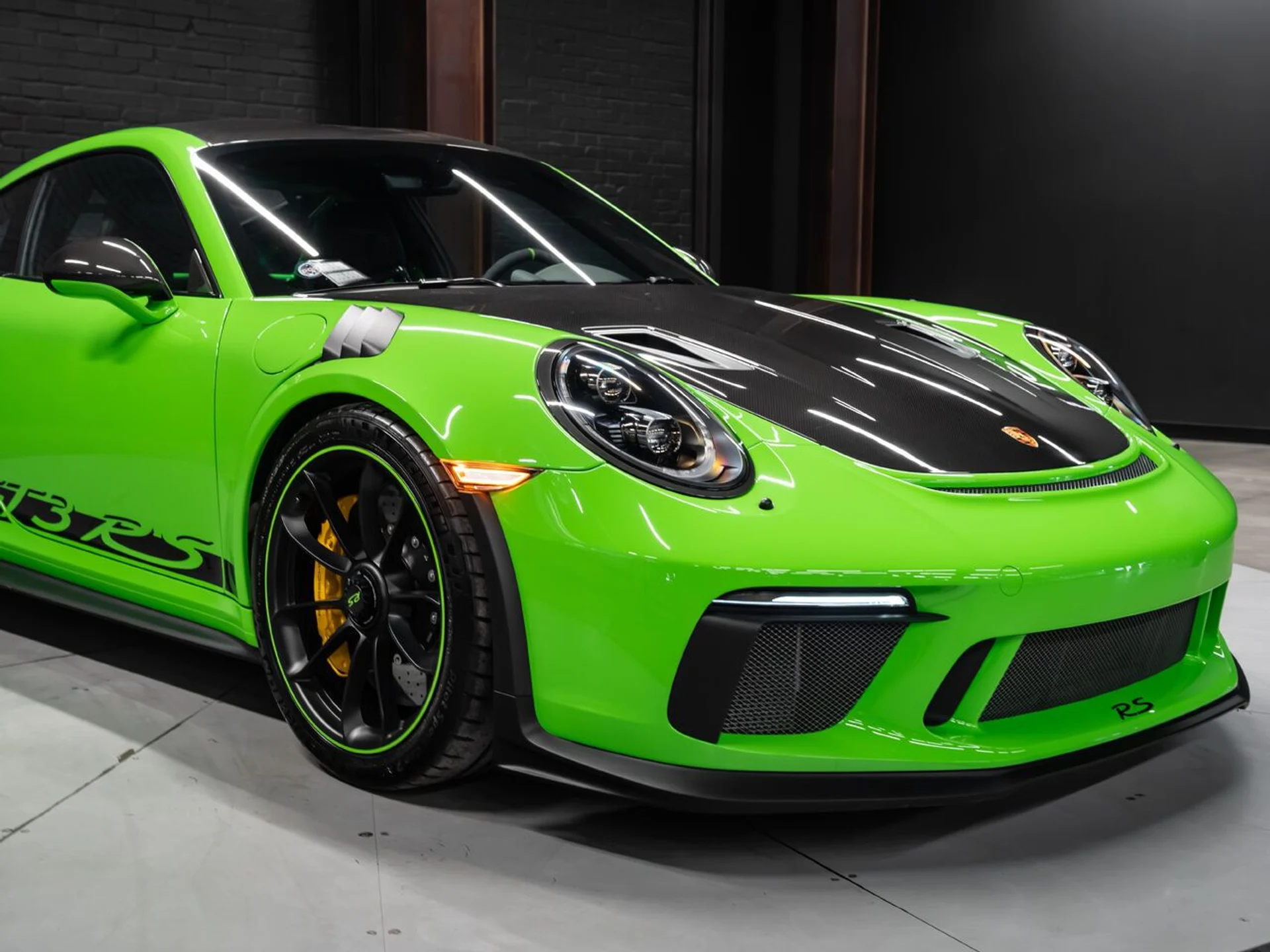 mph037_569127939_porsche_911_2019_58e3e7457c