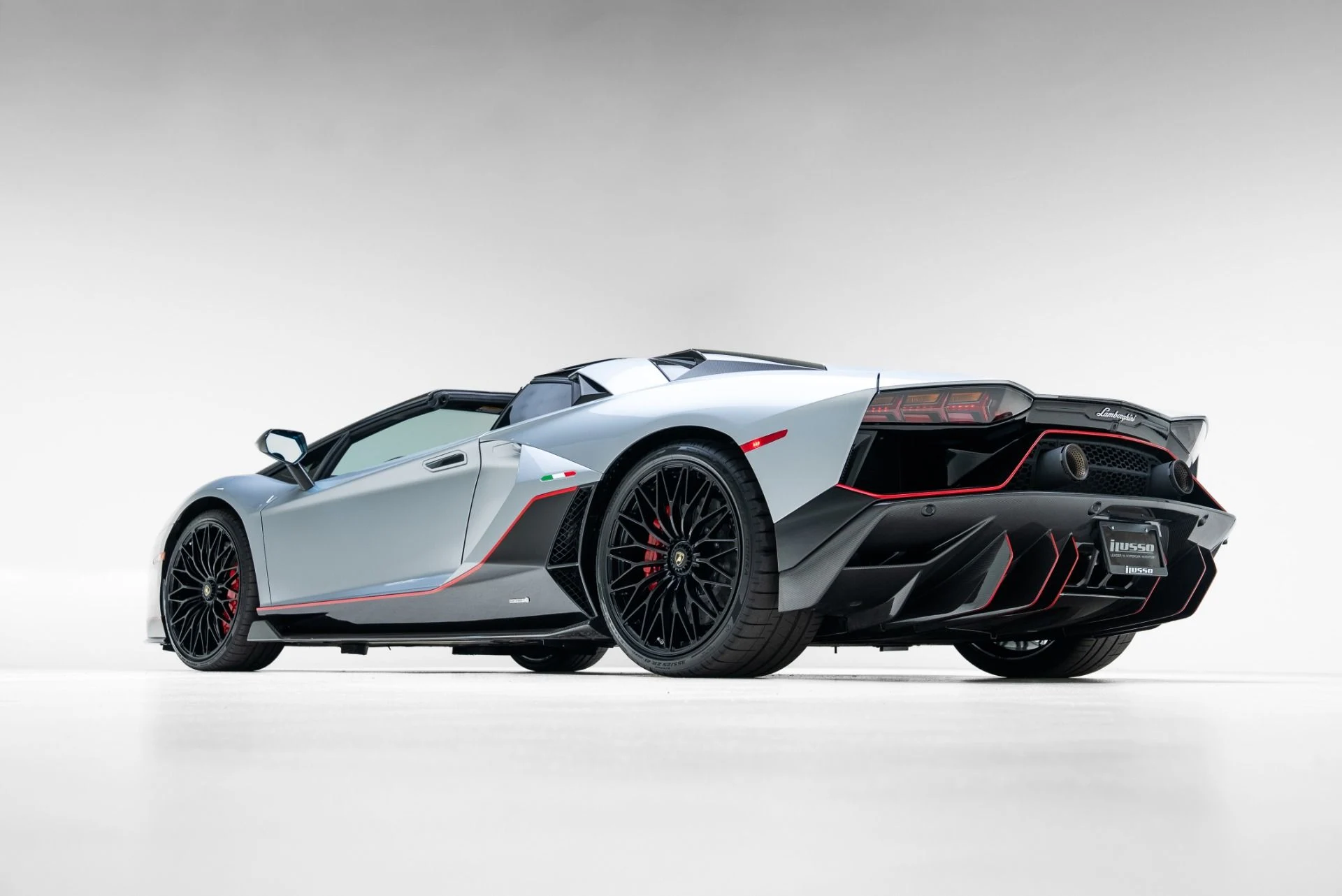 mph037_58340338_Used_2022_Lamborghini_Aventador_LP_780_4_Ultimae_1773941159_ca2c3adf0d