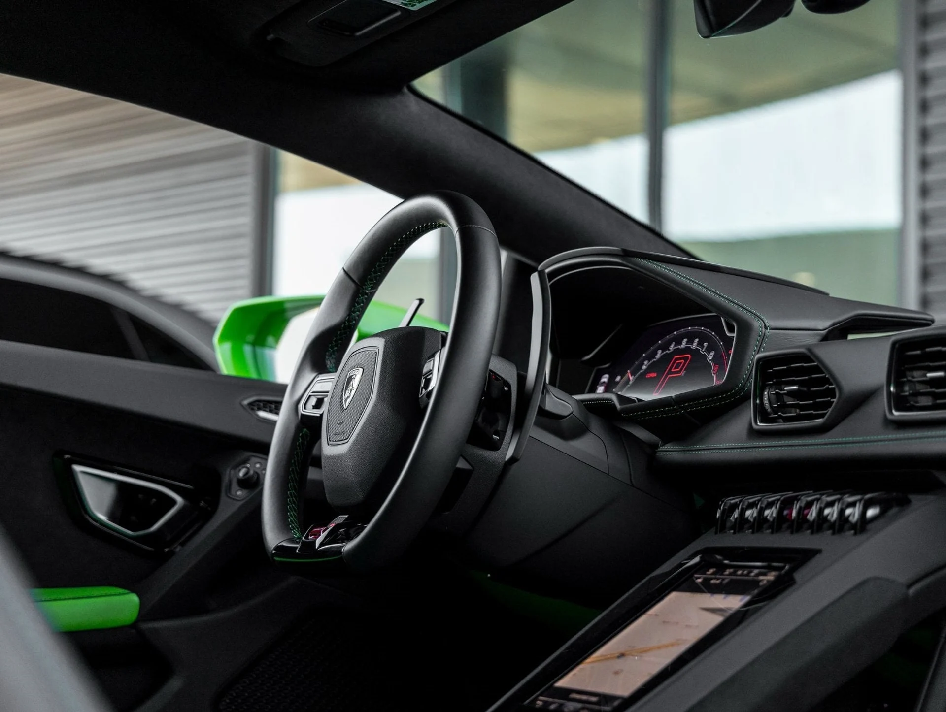 mph037_587036133_38_c935cb5387