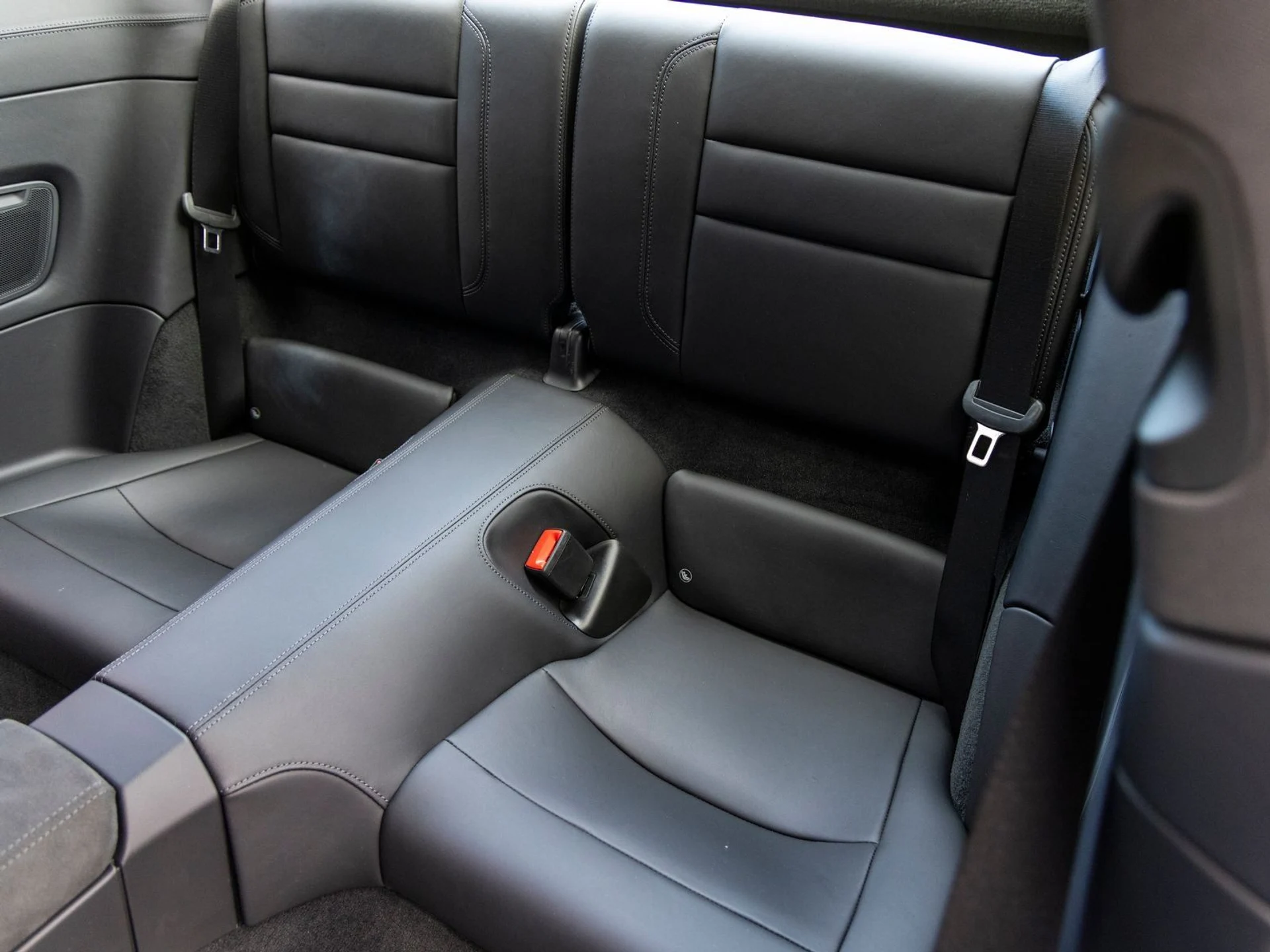 mph037_601567094_38_9bec2fba98