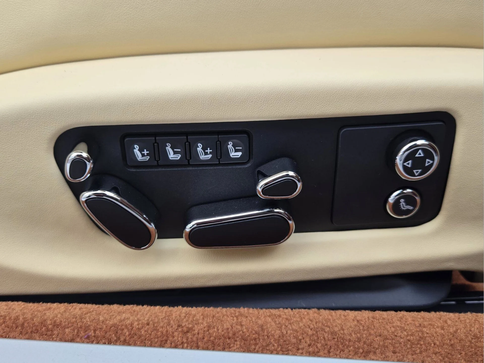 mph037_613989085_7c23c2689fdaa97cb0d78424c6194051x_ee9883df84