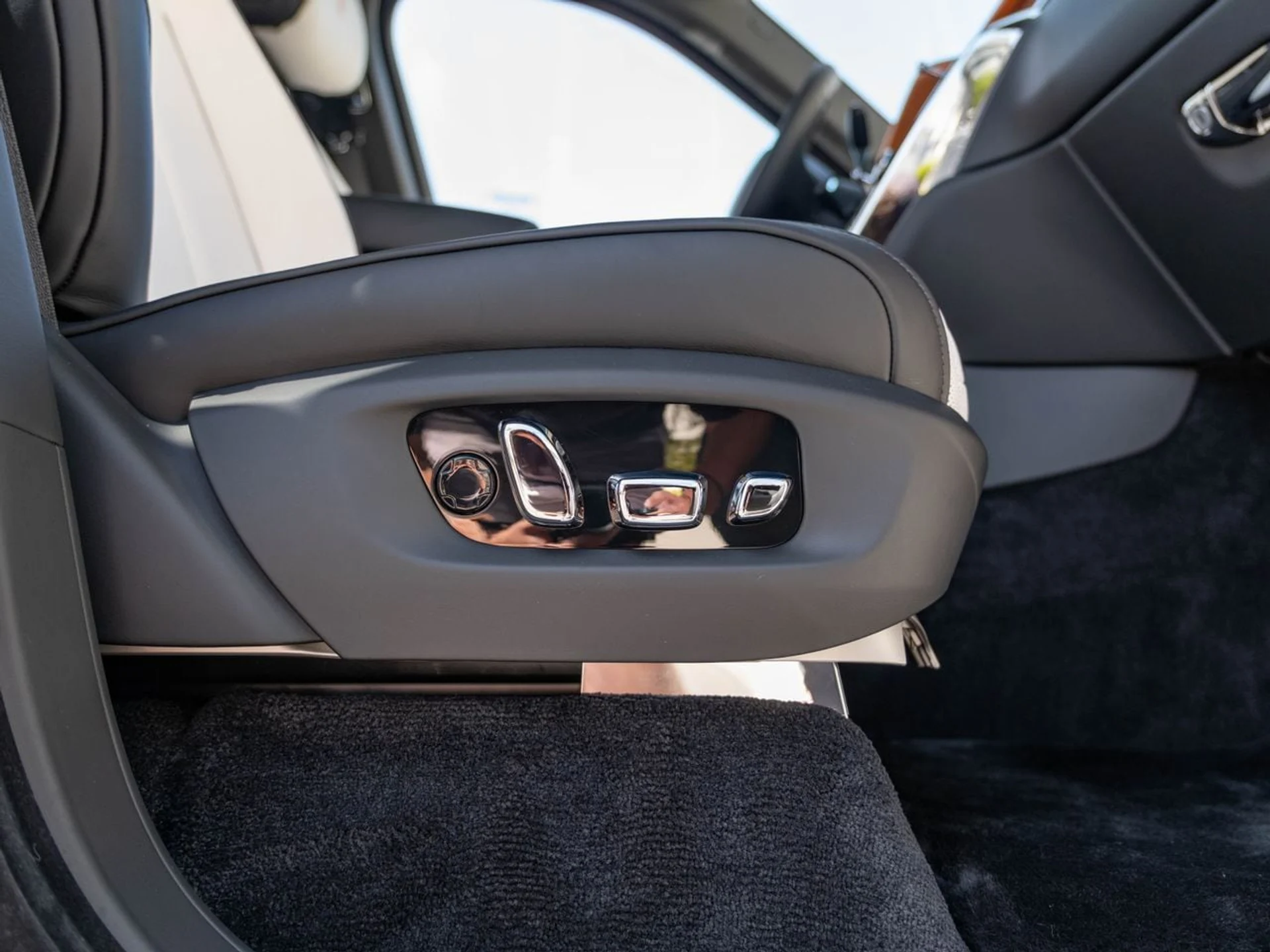 mph037_618604281_a5a1622d2e018437fdf8f520014a306ex_cb9b521111