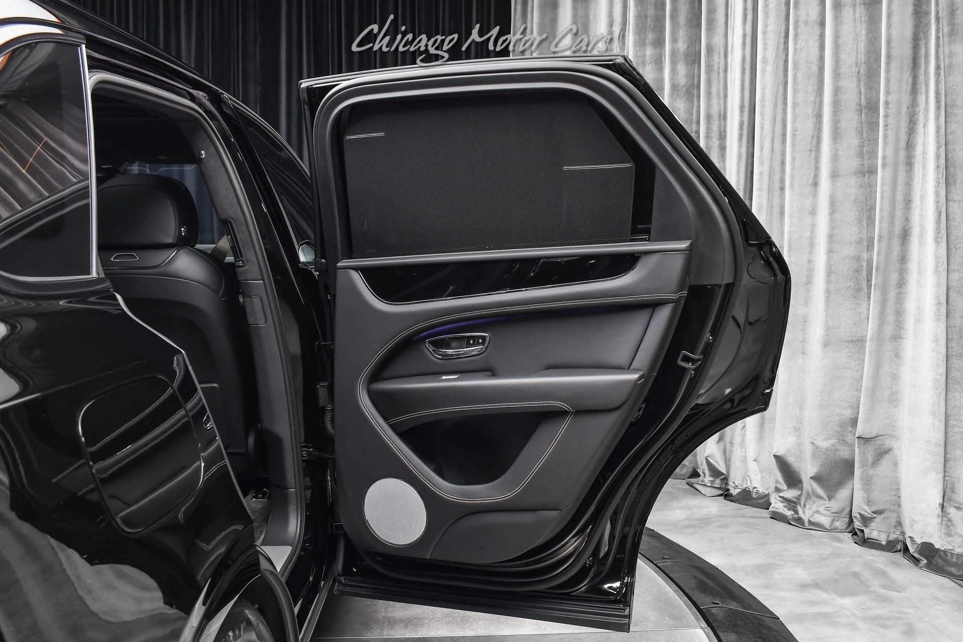 mph037_61954953_13091_p38_l_0e0c8ea2a6