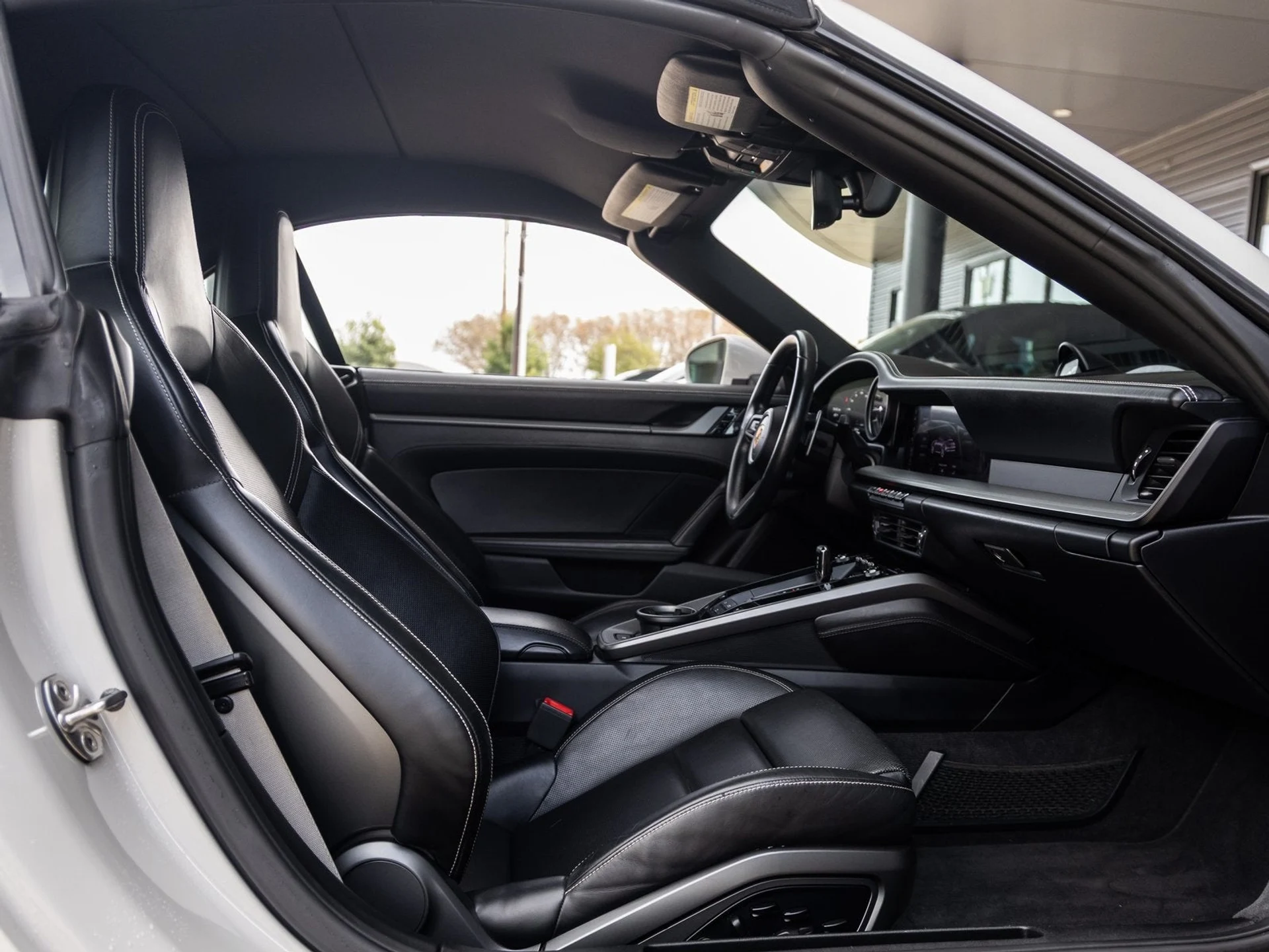 mph037_620958741_38_5e07de7424