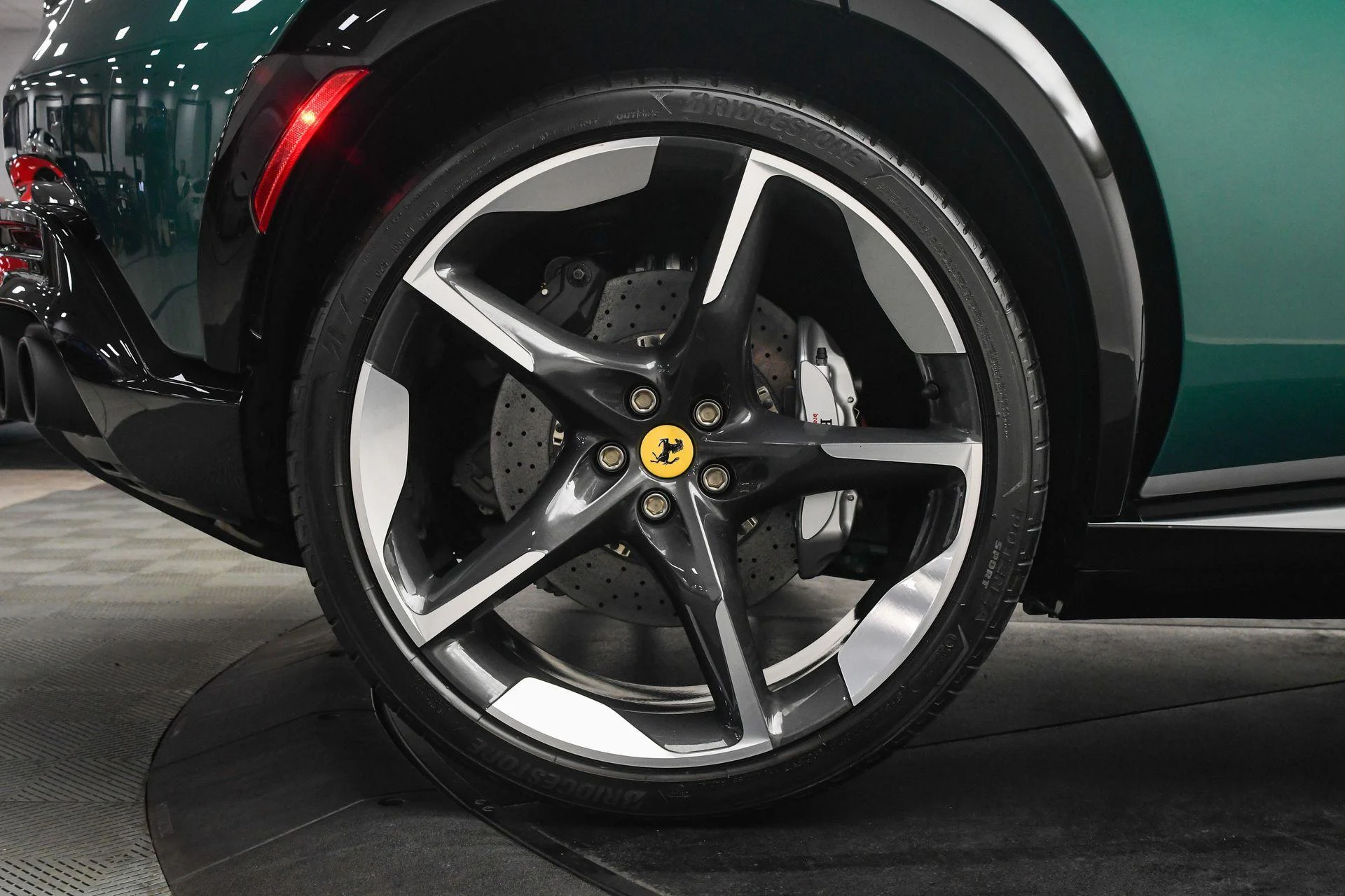 mph037_628502429_Used_2025_Ferrari_Purosangue_Verde_Pino_1757451483_5bb9beb09c