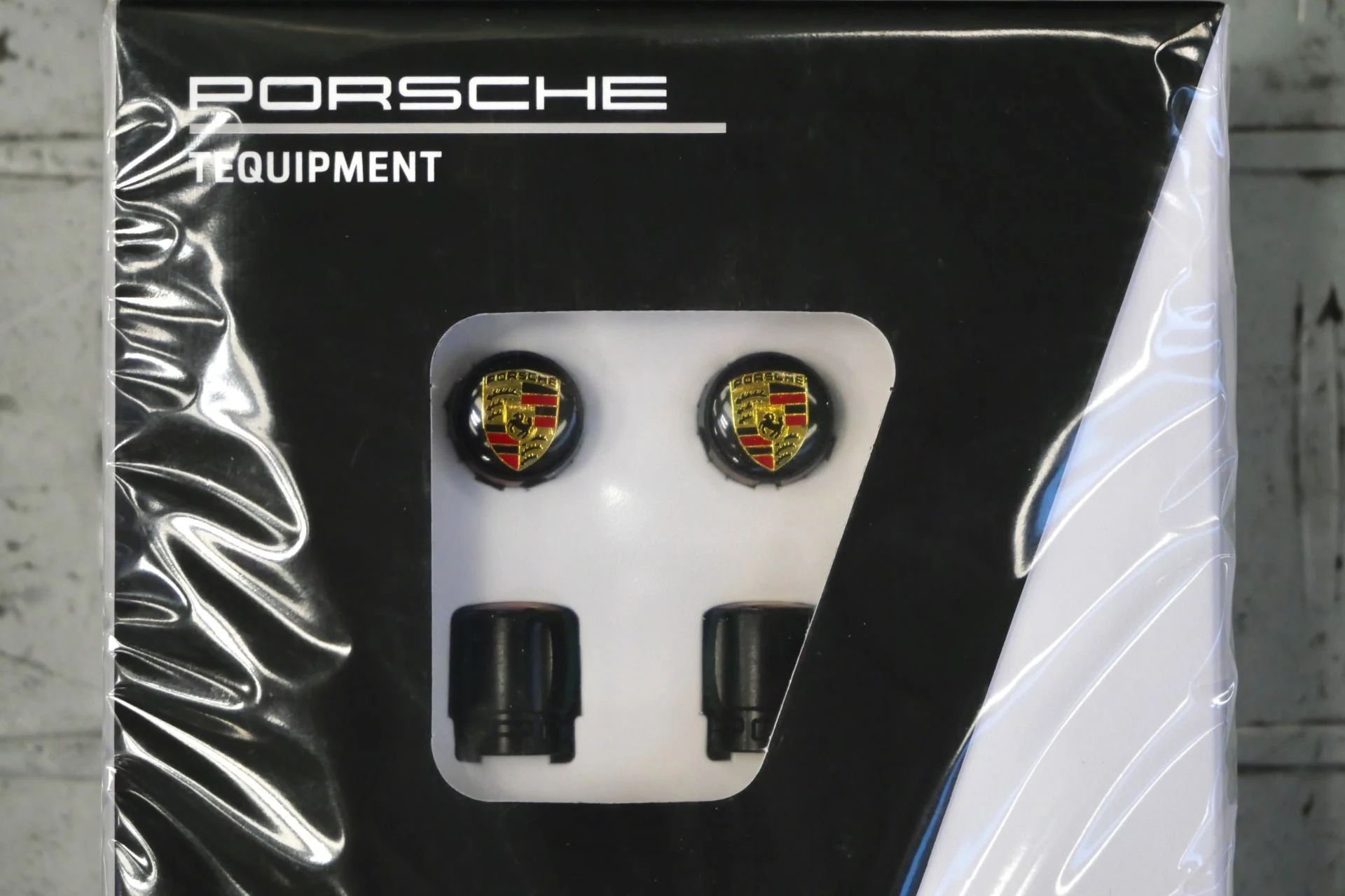 mph037_645808042_Used_2024_Porsche_911_Turbo_Cabriolet_1755711683_354c496489