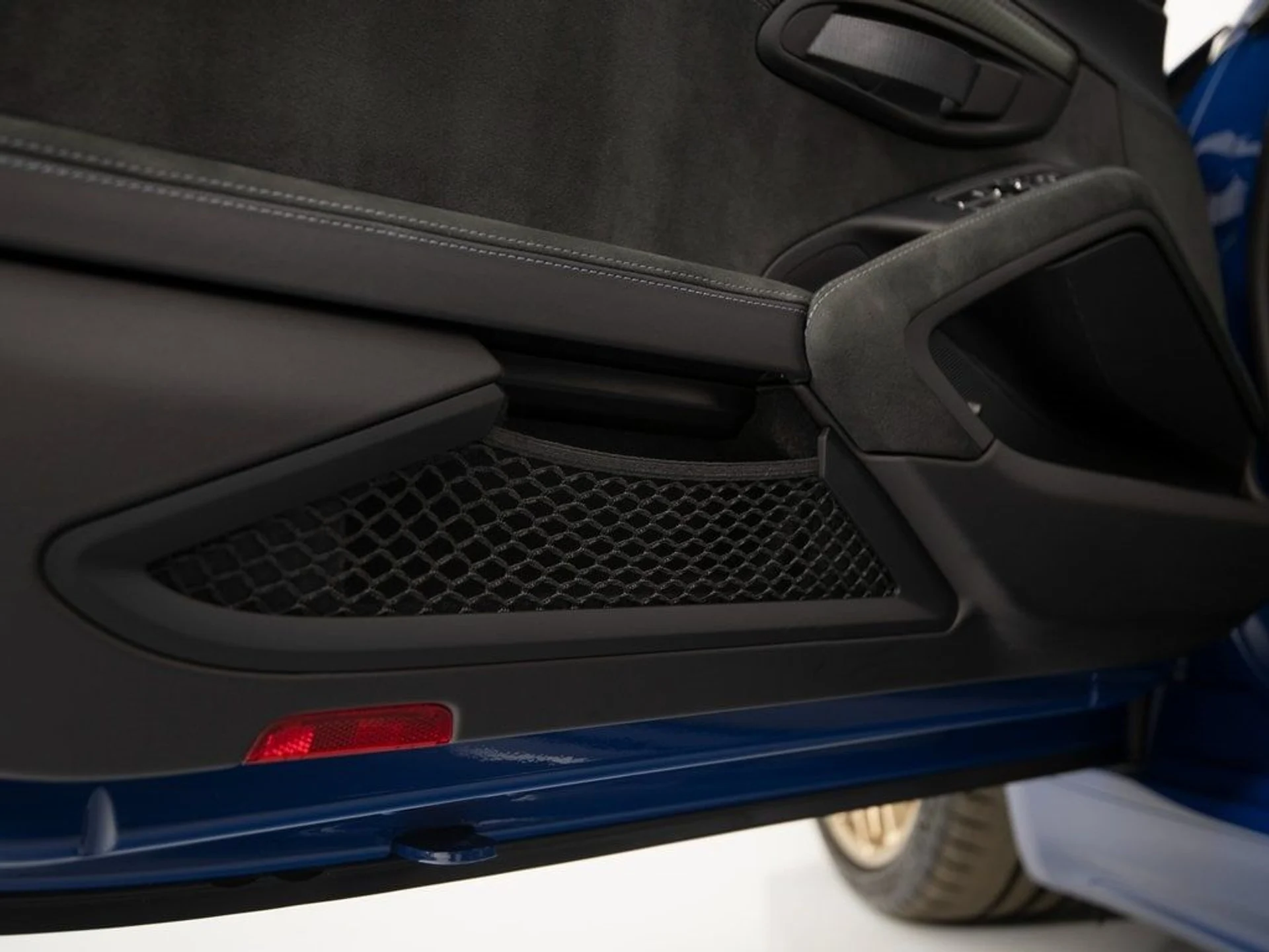 mph037_657838316_df1285396d8de333693191a9d69f49c3x_9ebae4fb8a