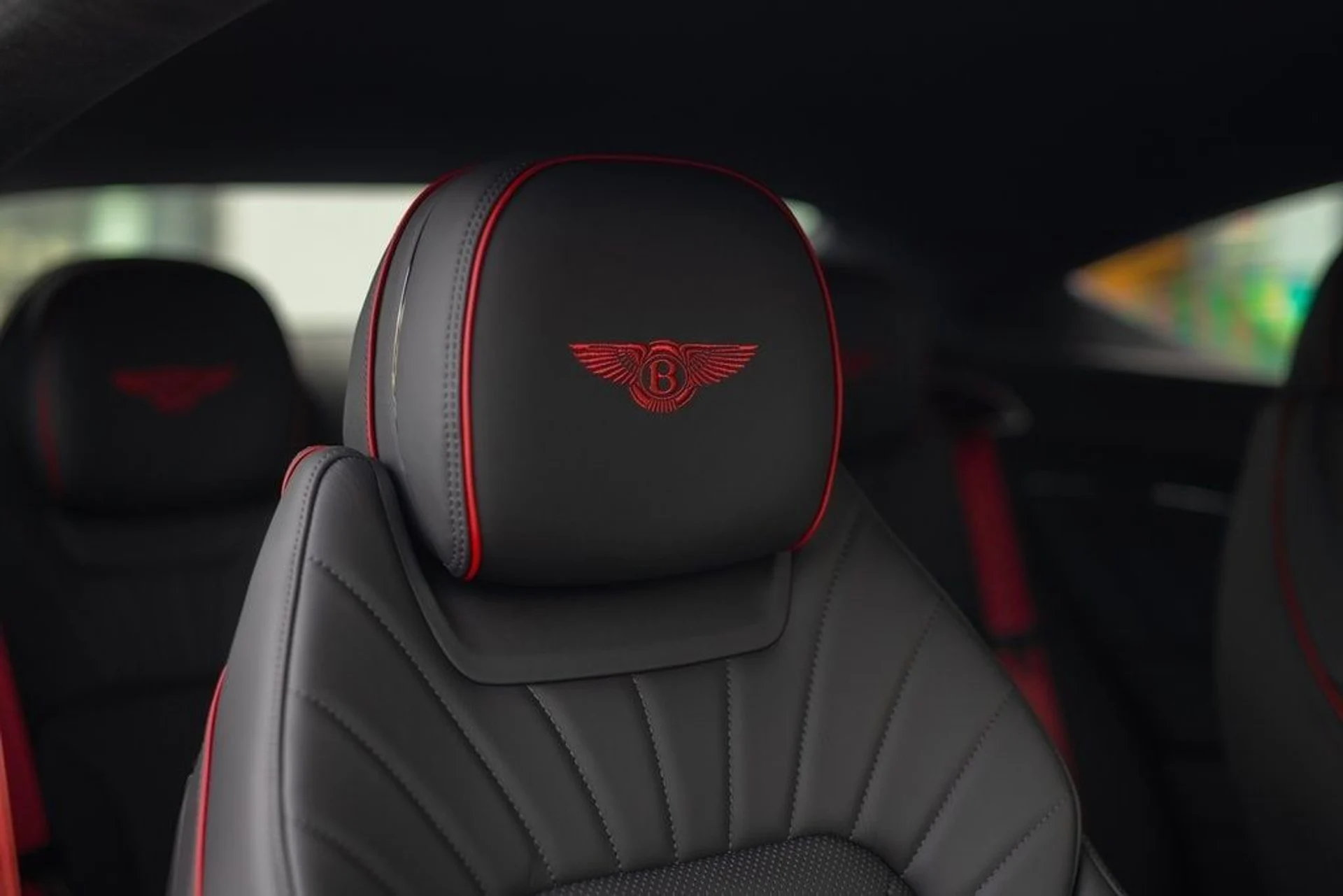 mph037_661465457_140d16312e64ddce23db6aea4926577ex_d303af3d04