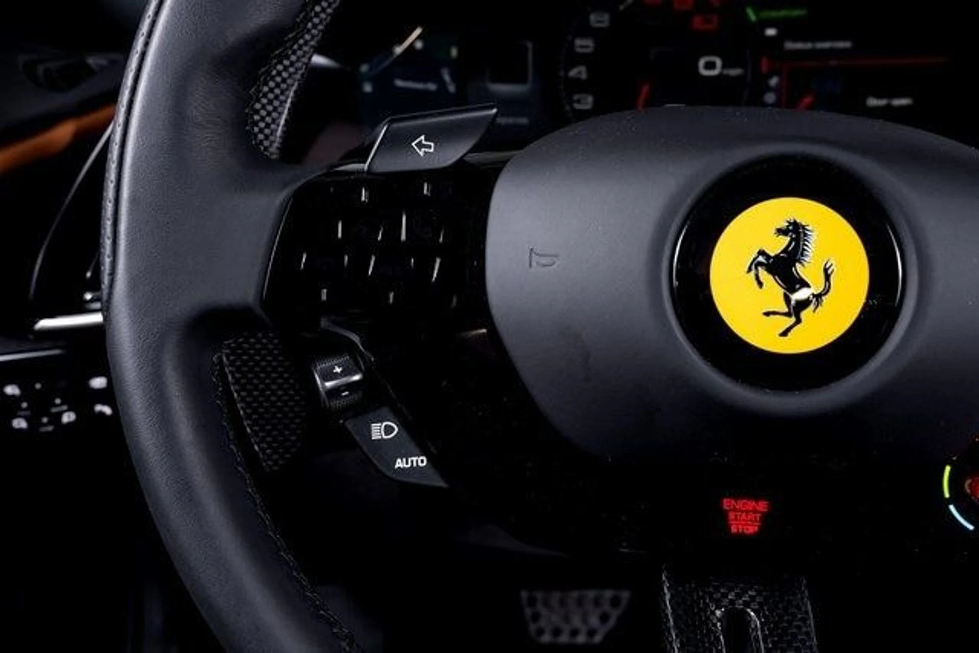 mph037_671716363_69f5335fa95e7ad1703839cea1c9aec8x_24f7f12145