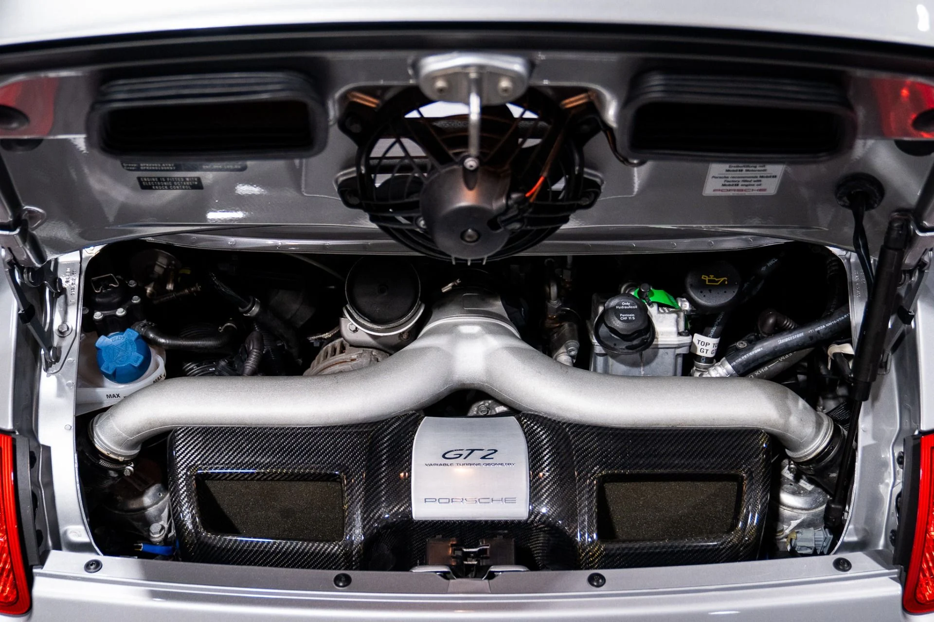 mph037_680866649_Used_2008_Porsche_911_GT_2_1770188900_e83dbdb7bf