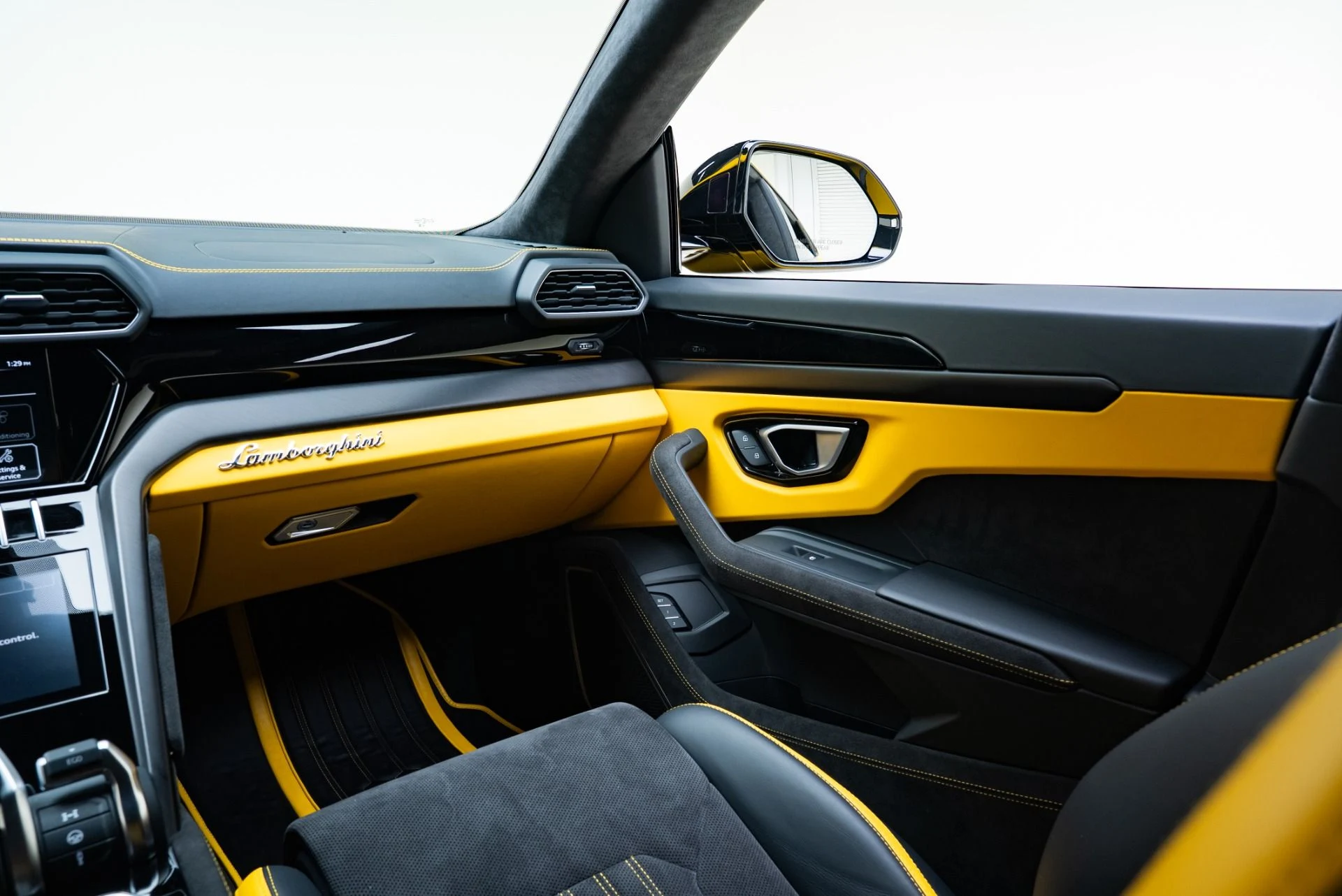 mph037_686136957_Used_2024_Lamborghini_Urus_S_1778704805_f8c6a1a970