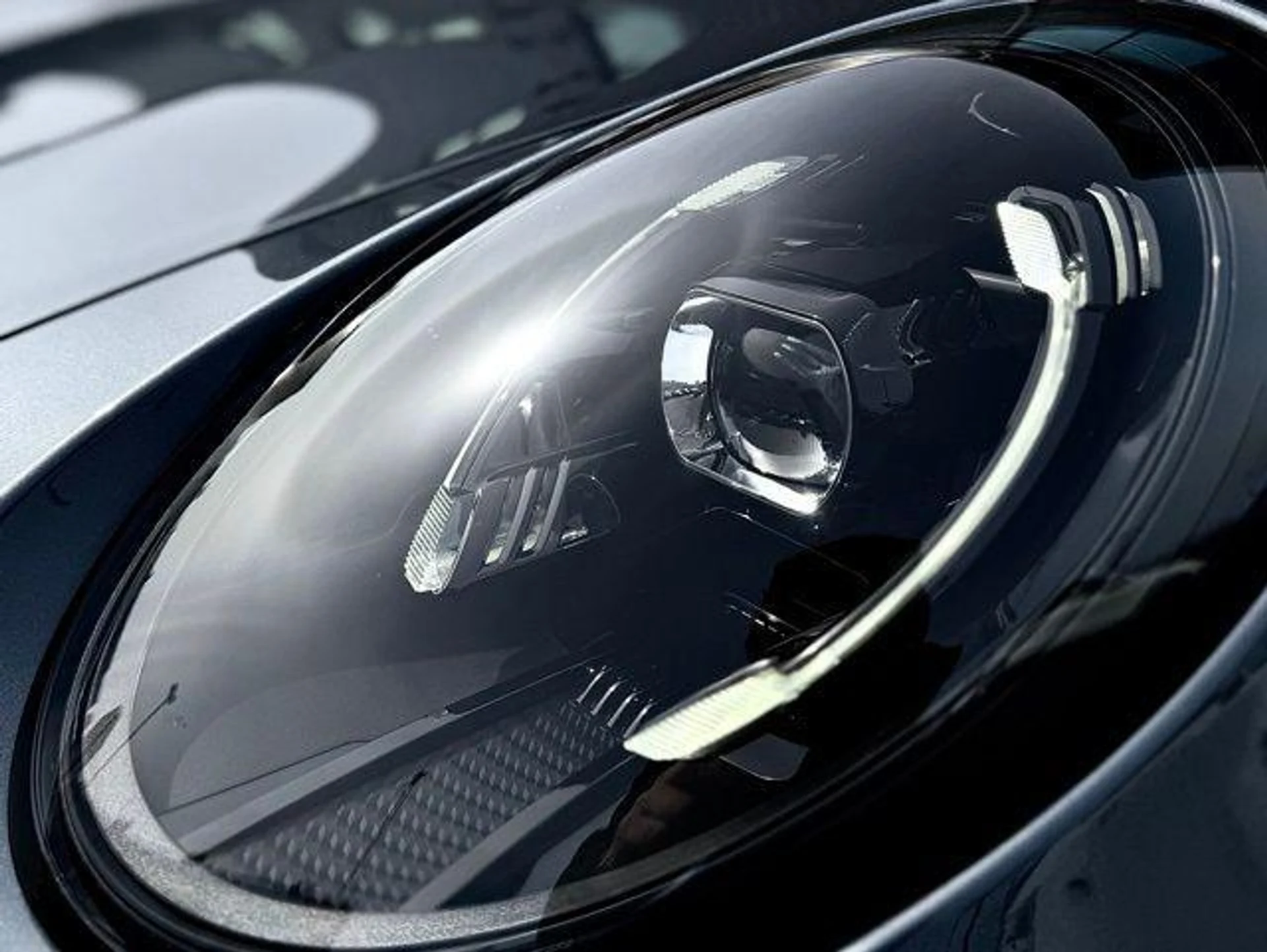 mph037_690487373_m_LL_Ad_PM_6_KTO_1n_Pn6_QJ_Mmjb_N_Qso_E_15e7112047