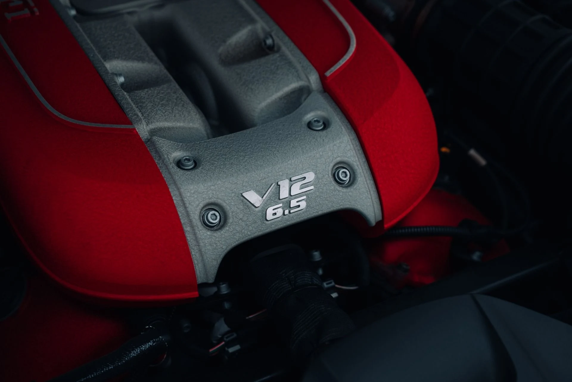 mph037_690957381_Used_2019_Ferrari_812_Superfast_1787186168_cc1eb89d87