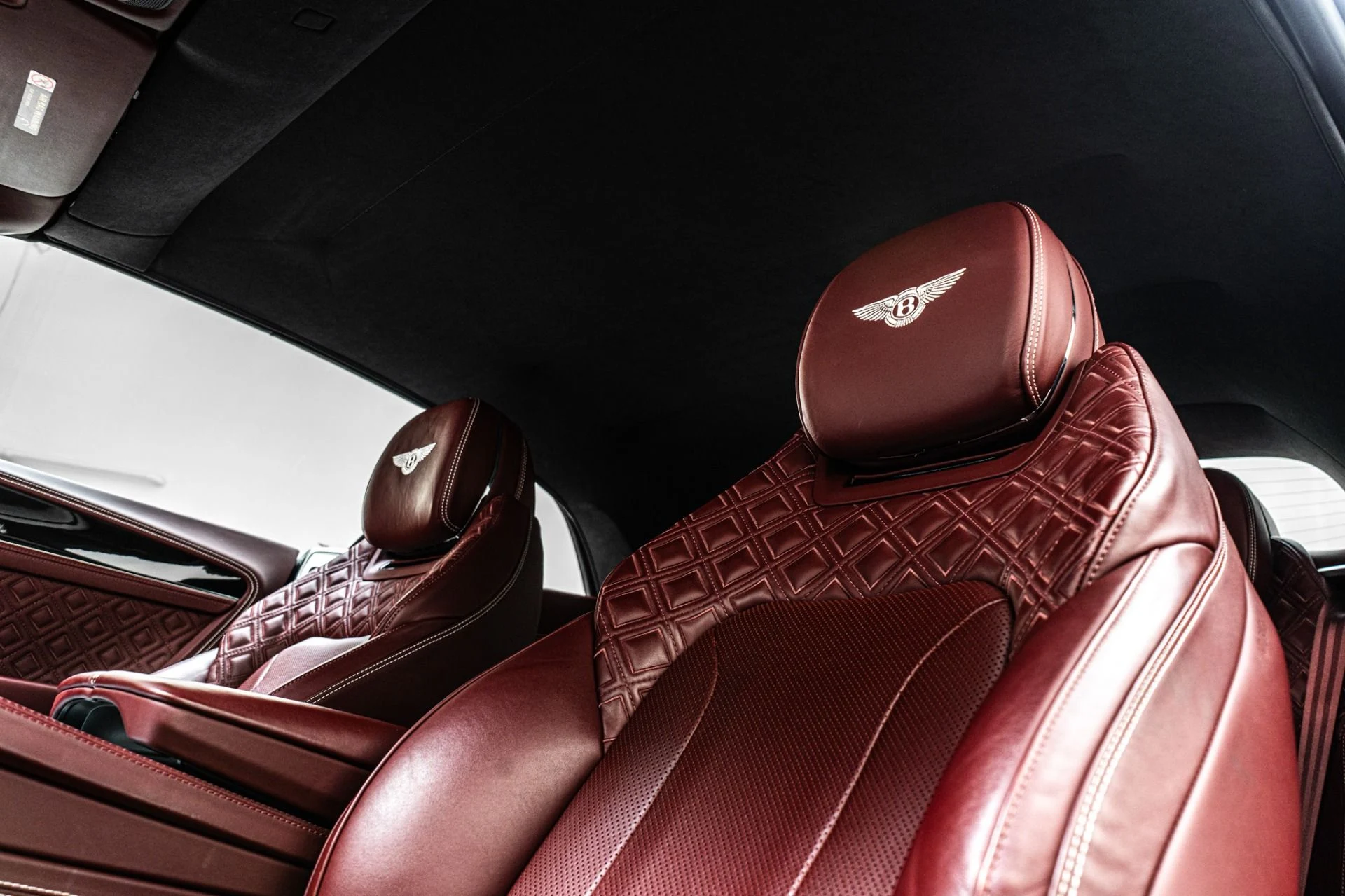 mph037_693957048_Used_2020_Bentley_Continental_GTC_V8_Mulliner_Front_Seat_Comfort_Specifications_Naim_Audio_1786125388_1e5132adc5
