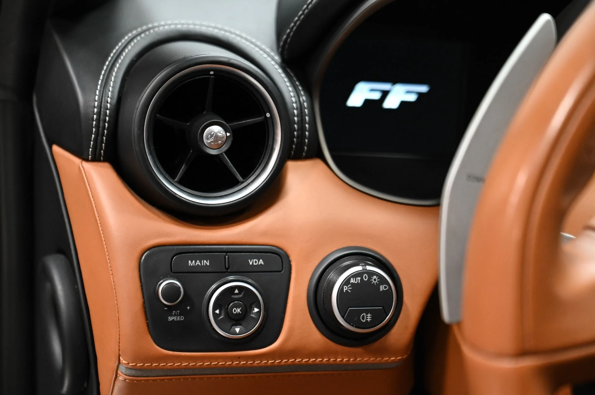 mph037_695467580_Used_2014_Ferrari_FF_1758753683_ad922c0f5c