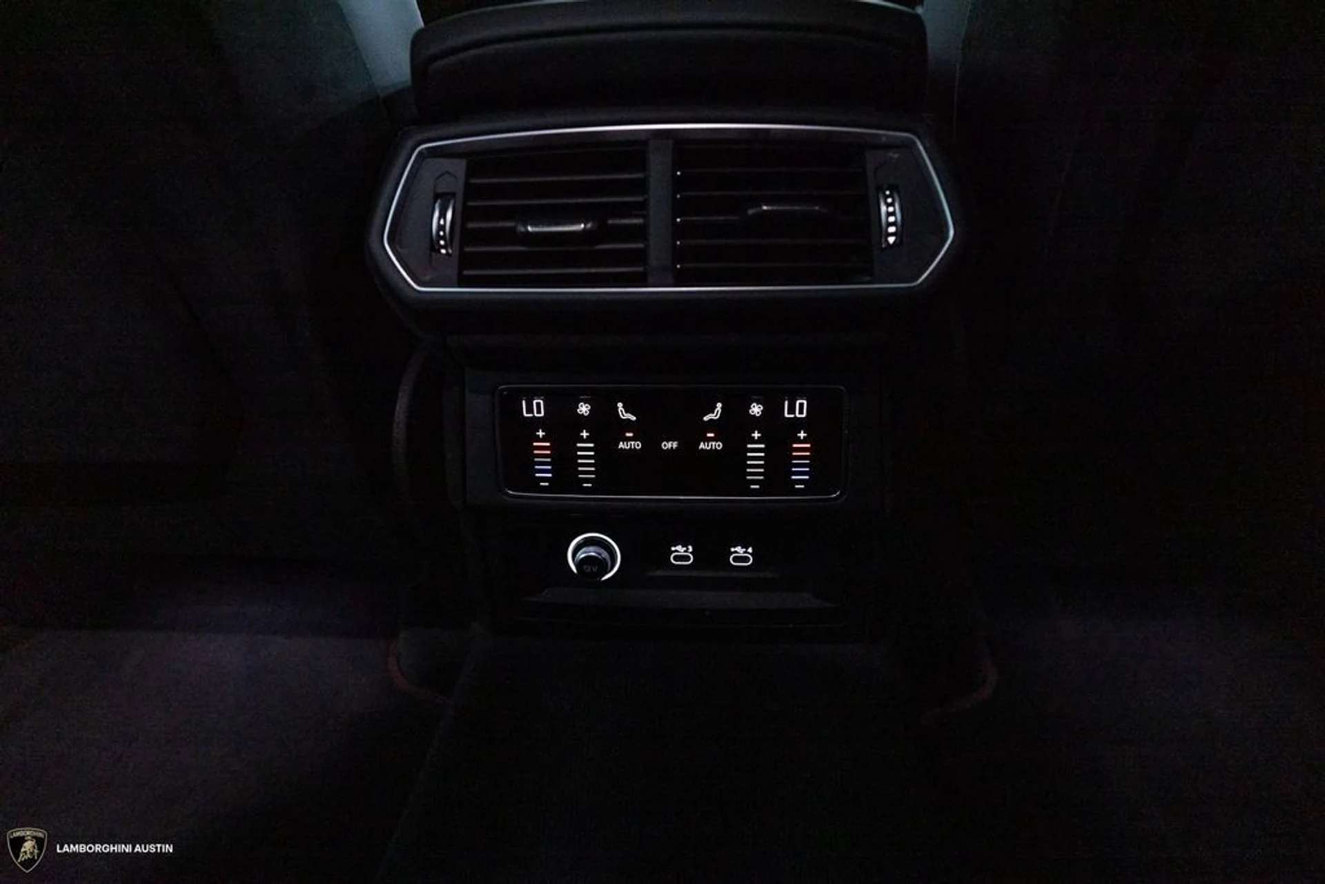 mph037_701798125_7070fd87f055d8c49d980c820ff27158x_d5f8bb502f