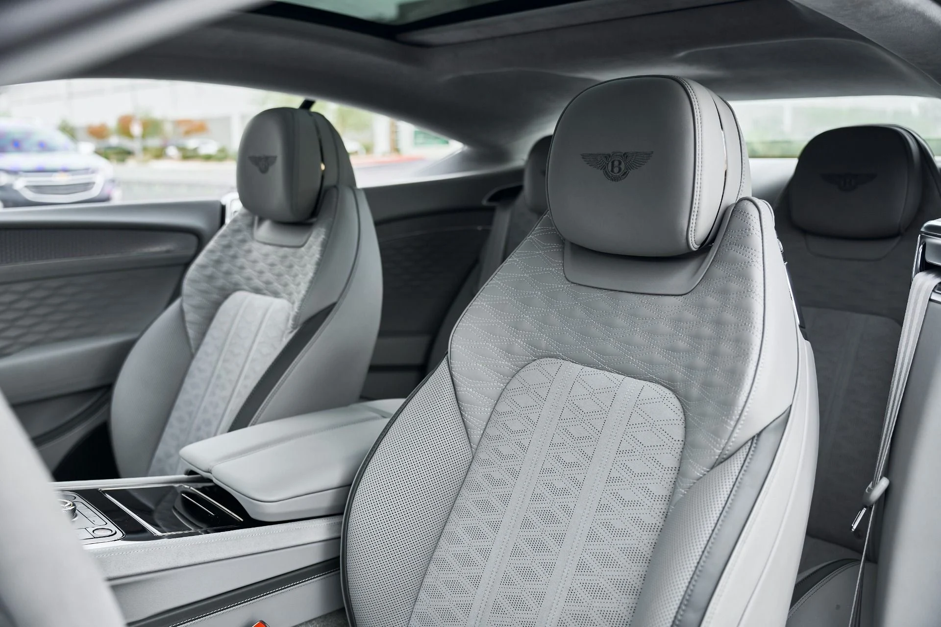 mph037_706223683_Used_2025_Bentley_Continental_GT_Speed_1763168638_9a7c1707f4