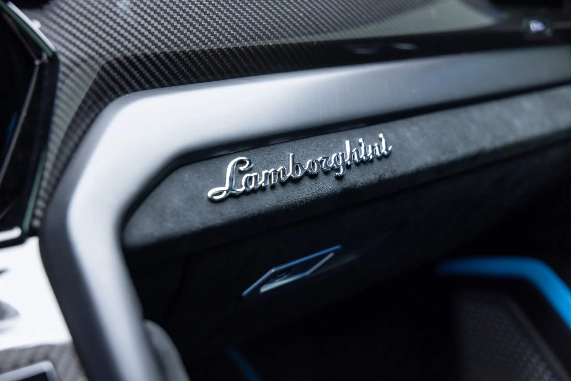 mph037_708181258_13287_p38_l_2d80104c0f