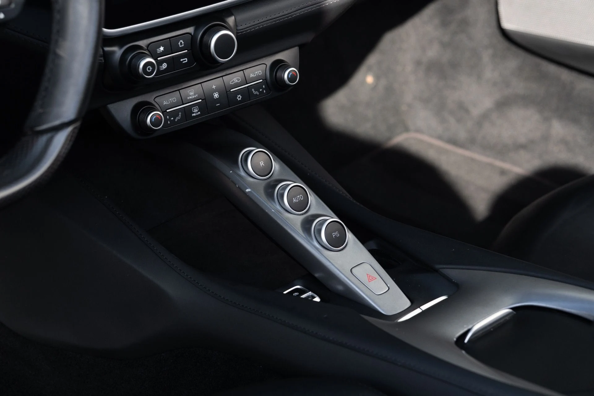 mph037_716925087_Used_2019_Ferrari_Portofino_1771532696_b7b6d1418e