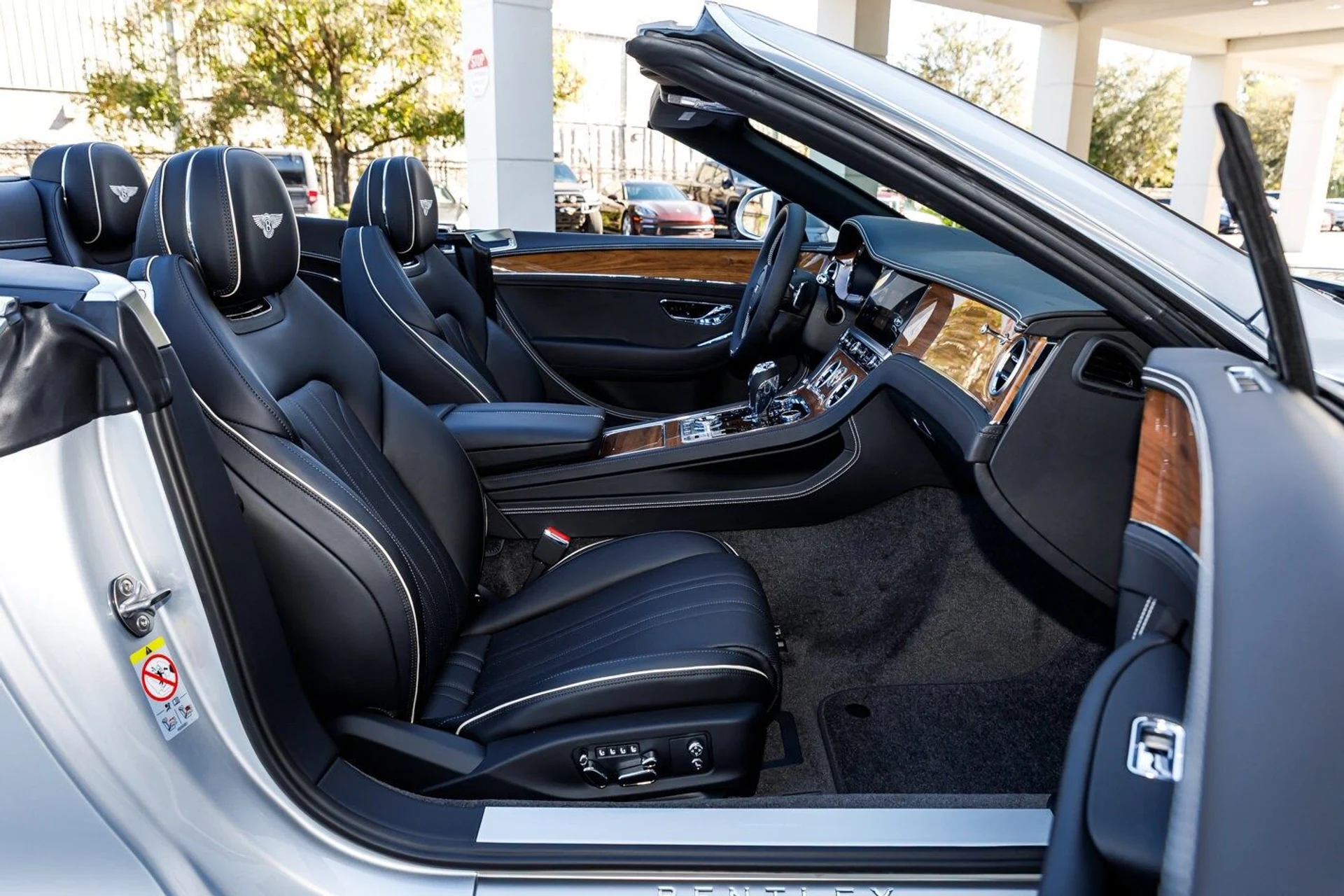 mph037_720002662_3555273059f08fa1b7c2faedbe3c2303x_95058ba410