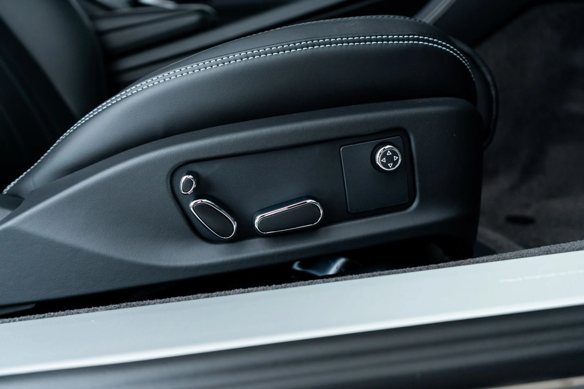 mph037_72075867_7d74ca38_61c3_431e_bf1e_115abc22a848_302f00c934