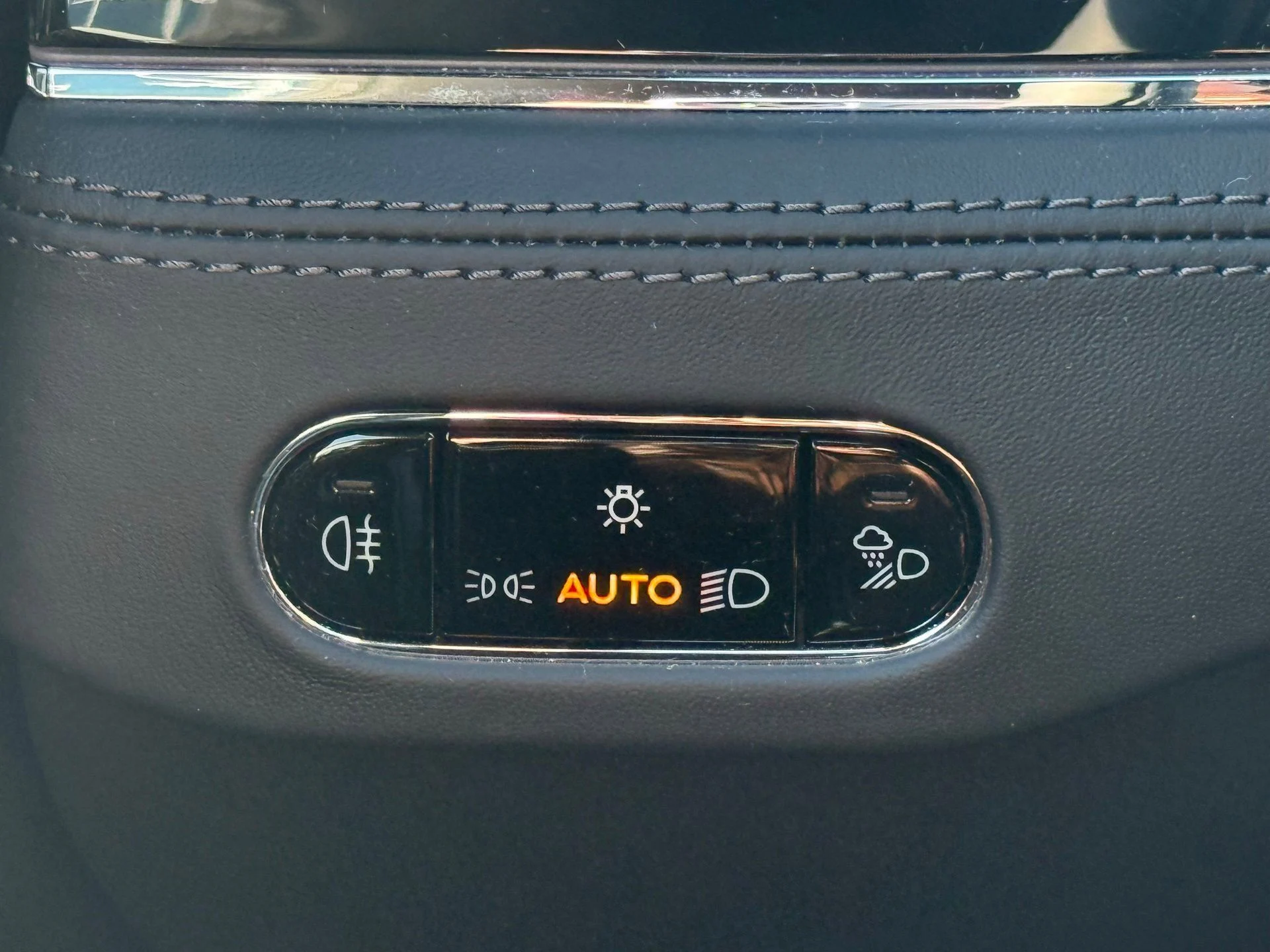 mph037_726662210_cf798dac67ae4131b0925d0fd0d6e747_b92790df04