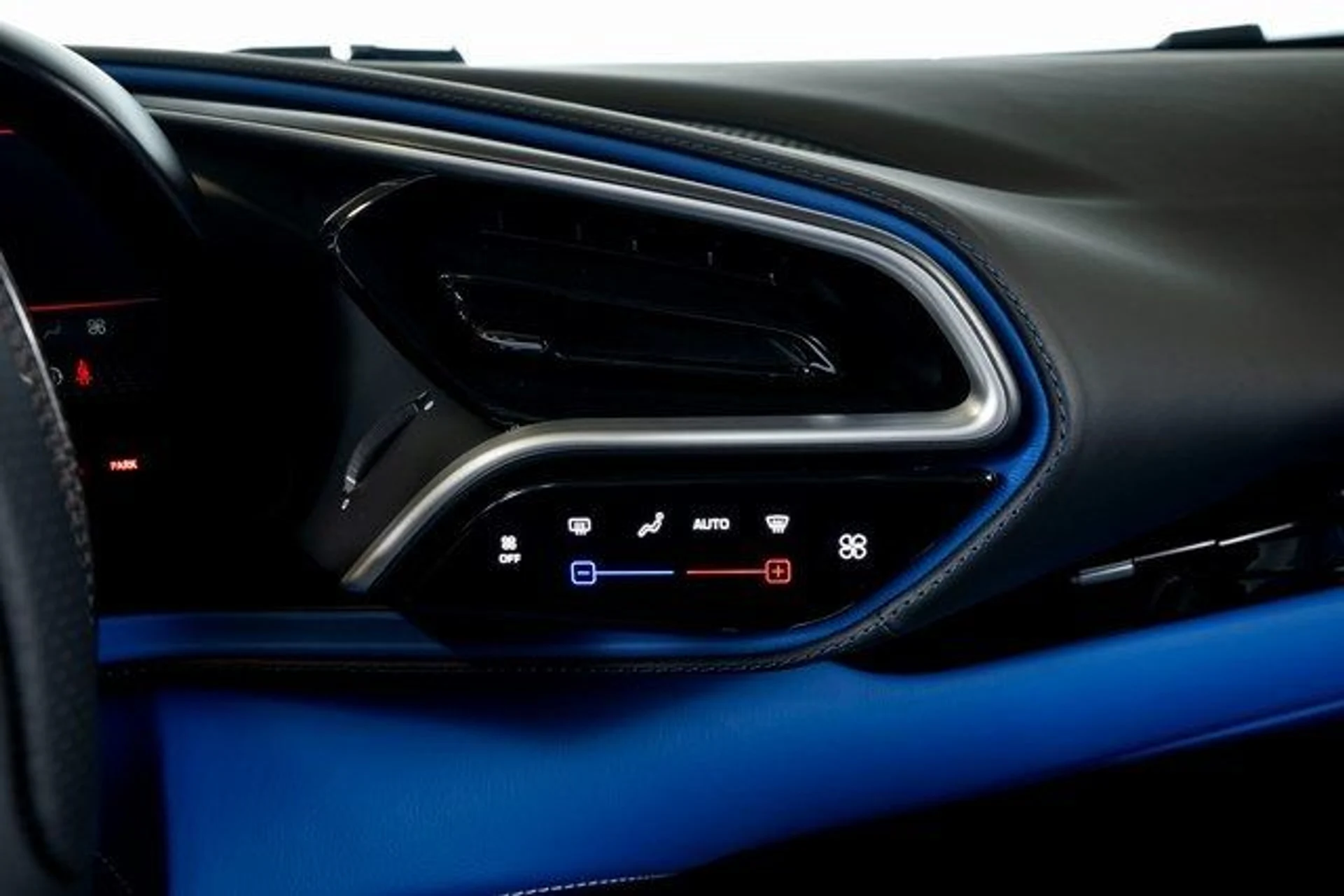 mph037_73146168_99ecef25bb39d16fa395878baf23289bx_5c606c01dd