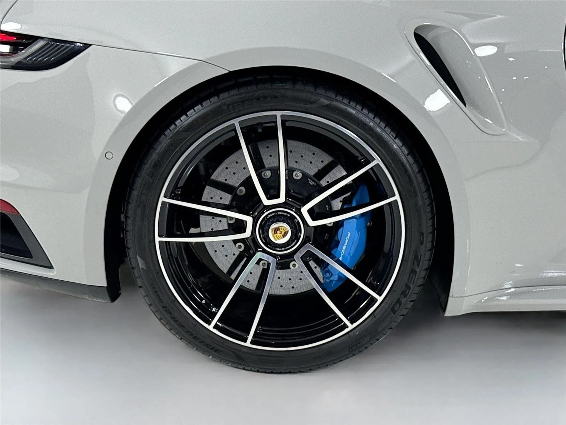 mph037_734430331_a92bbc88ad61ac12e37ebda498c5f9bf_e550496265