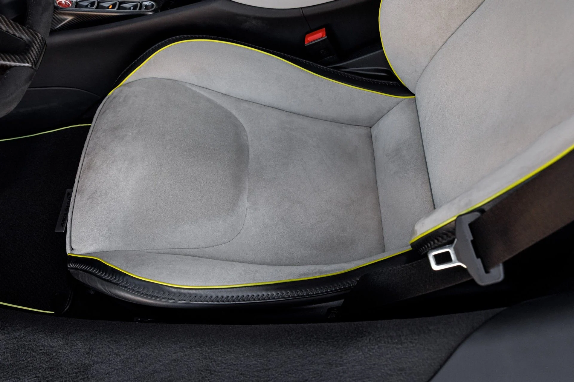 mph037_738811097_287_p38_l_be05eaa630