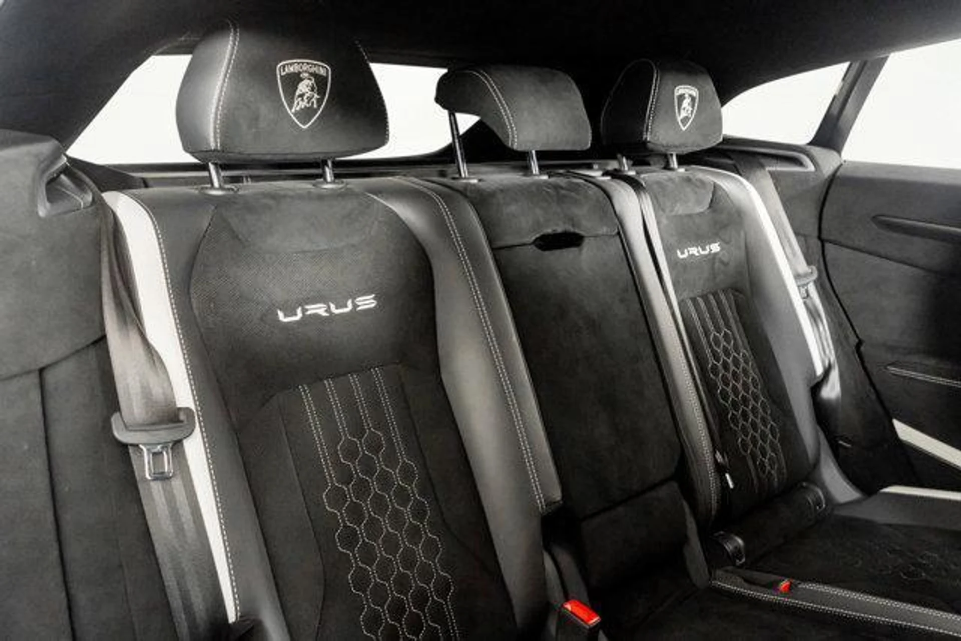 mph037_744164850_e8me32e8zyp71x1_F_Bb_Yun_GYP_Ik_d91ff0cf29