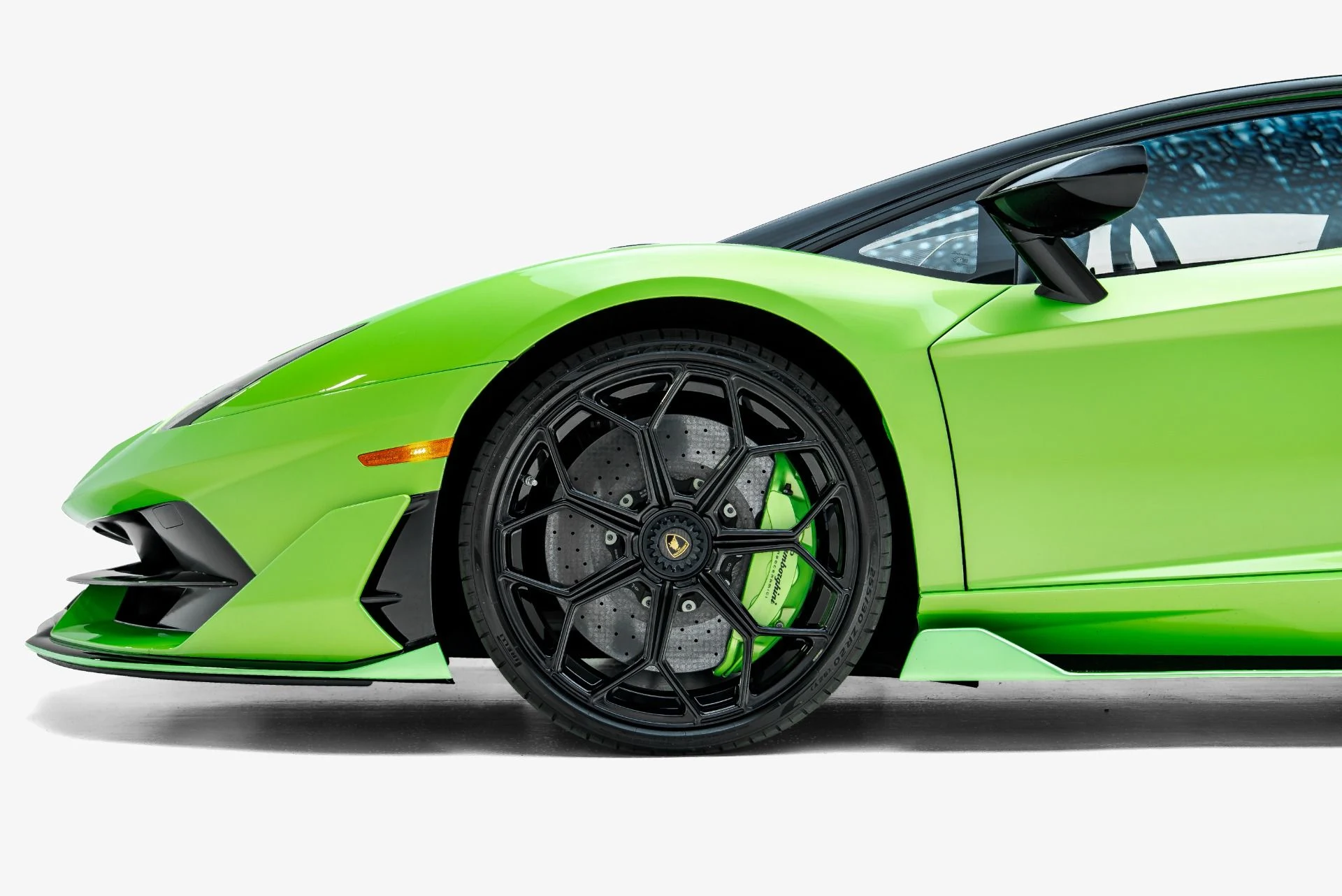 mph037_74617031_Used_2019_Lamborghini_Aventador_LP_770_4_SVJ_1789598530_c4cc51b675