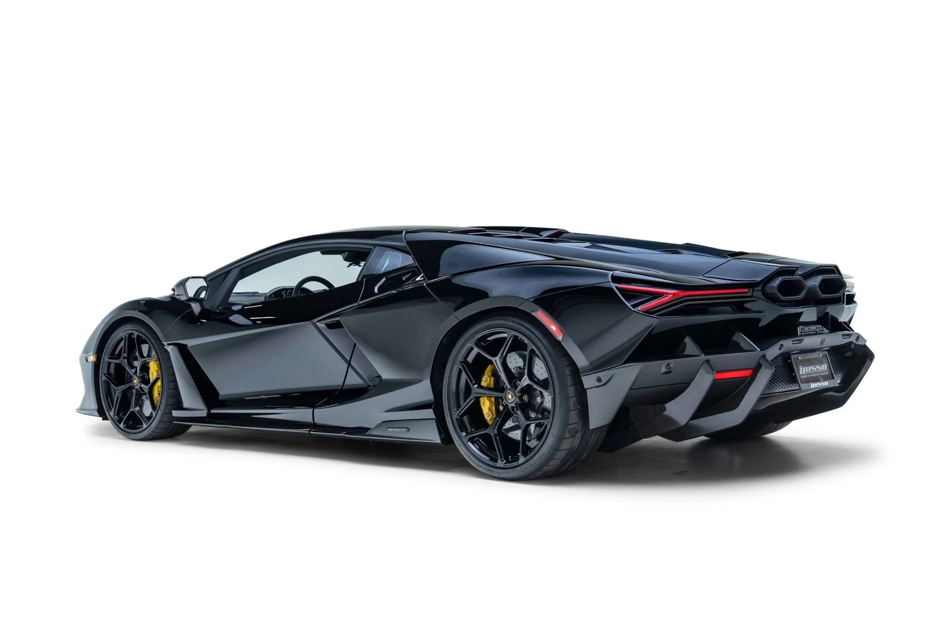 mph037_749261341_Used_2025_Lamborghini_Revuelto_1779986727_45002290ea