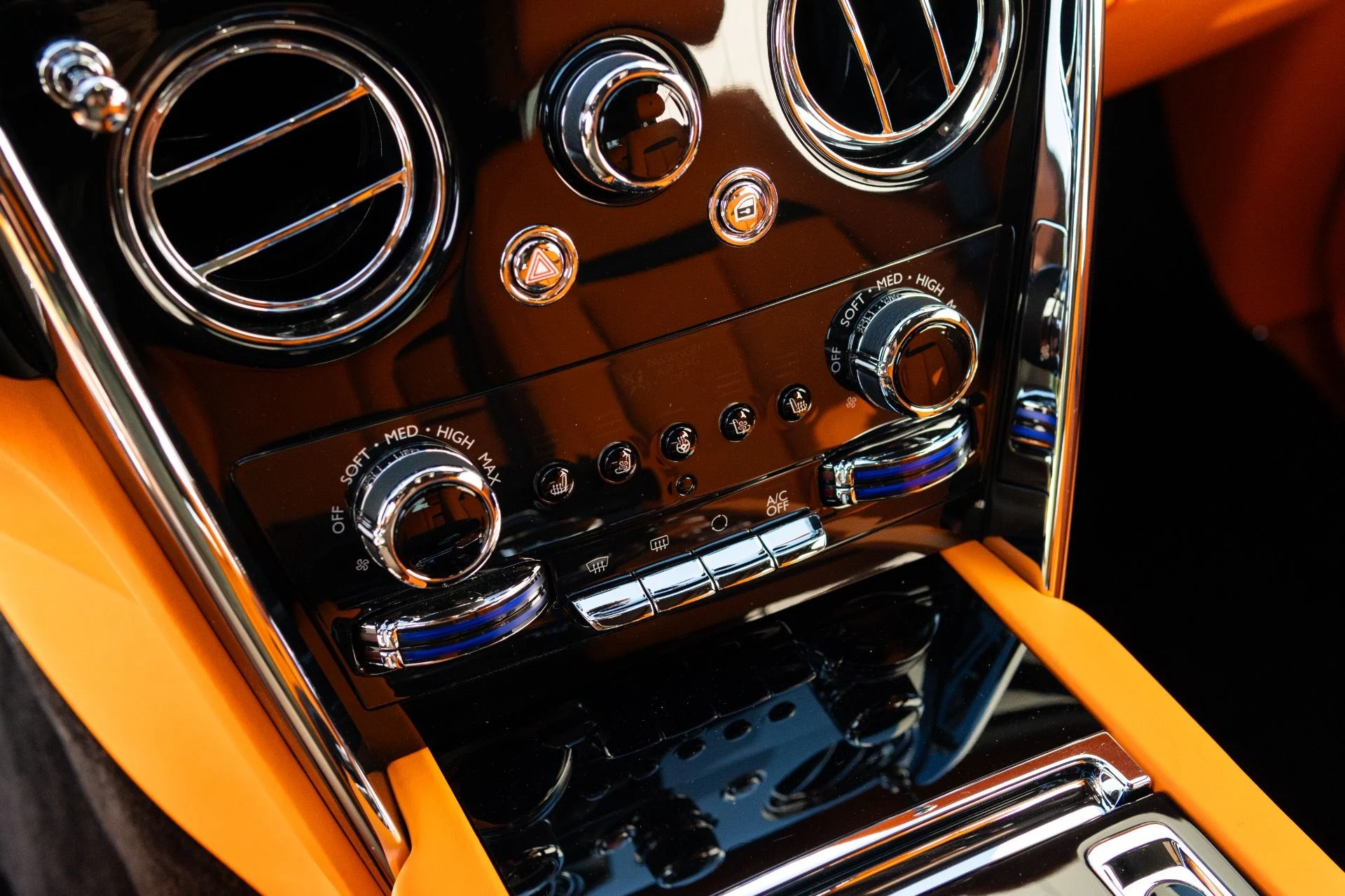 mph037_761376167_Used_2019_Rolls_Royce_Cullinan_1769627245_541add4e3f